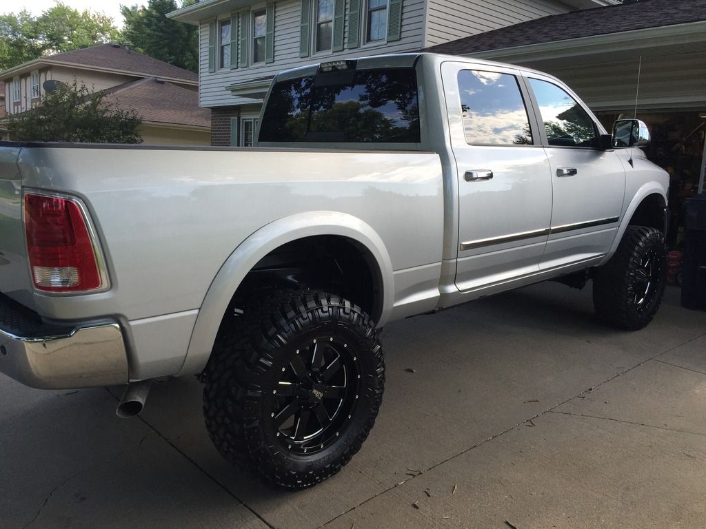 photo 1 RAM 2500 custom wheels   20x12.5, ET , tire size 37X R20. x ET 