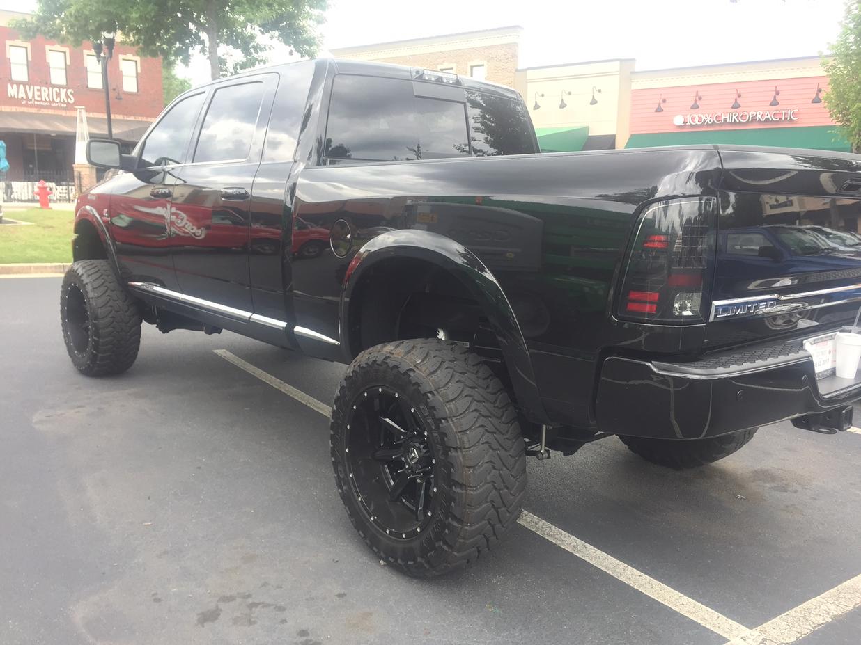 photo 1 RAM 2500 custom wheels 22x12.0, ET , tire size 37X13.5 R22. x ET
