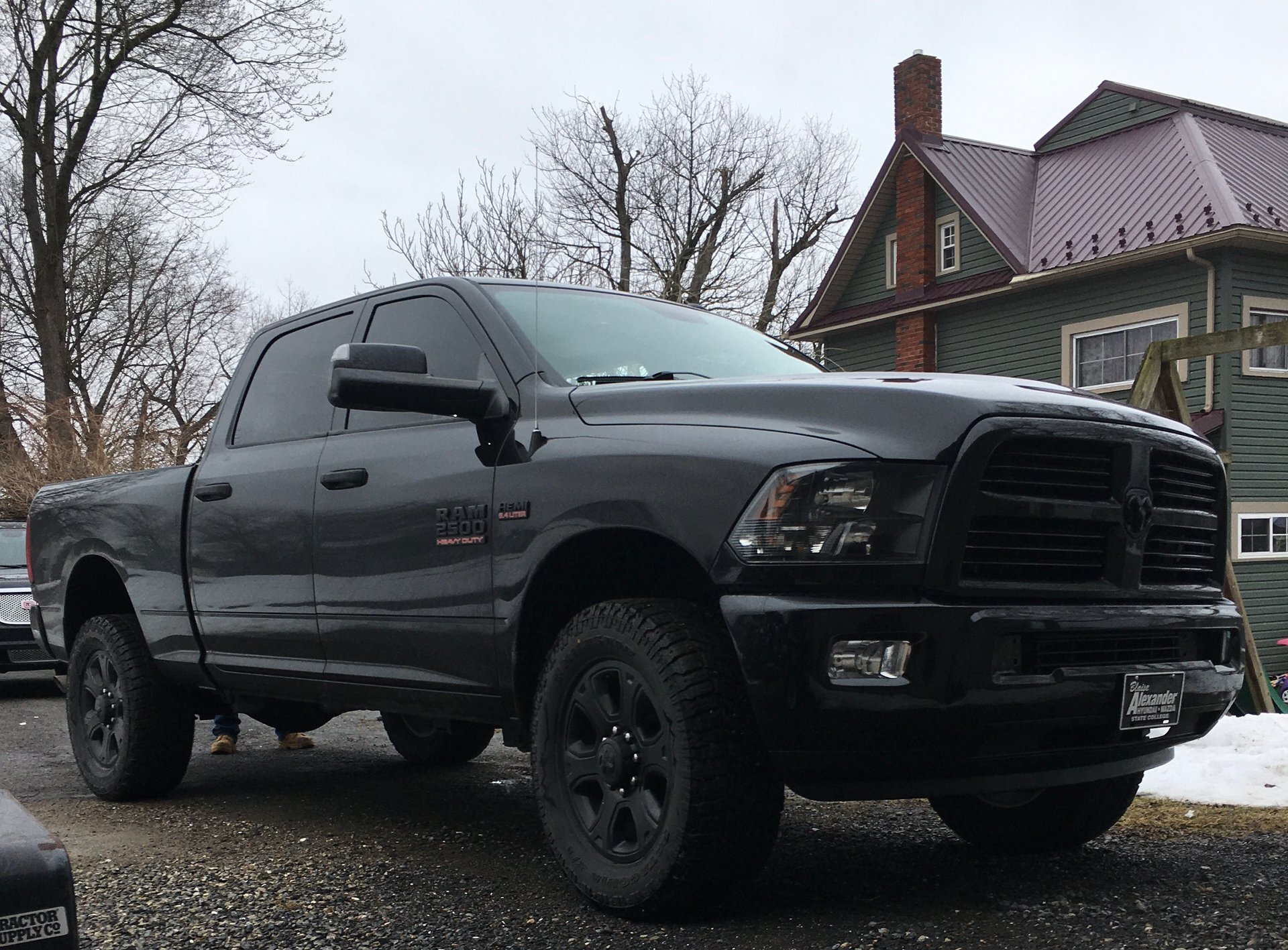 photo 1 RAM 2500 custom wheels   20x, ET , tire size 35X12.5 R20. x ET 