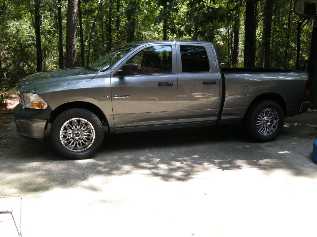 photo 2 Dodge Ram 1500 custom wheels Incubus Hondo 20x9.0, ET , tire size 305/55 R20. x ET