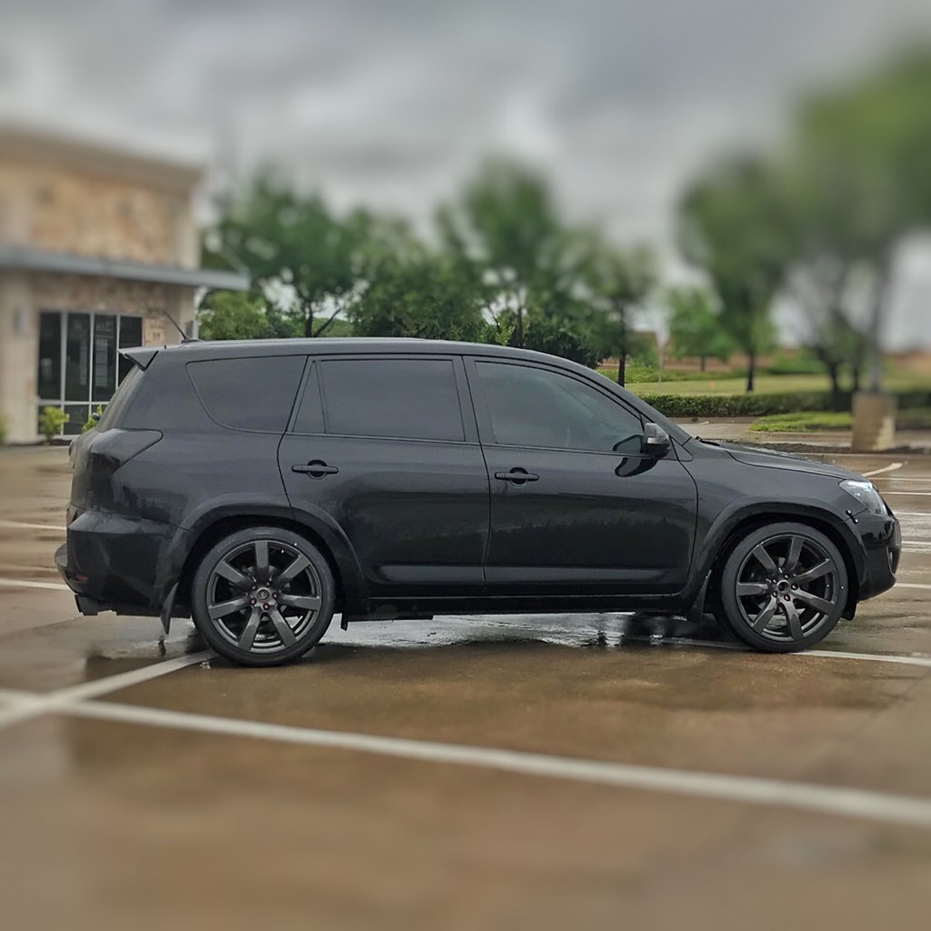 photo 1 Toyota RAV4 custom wheels   20x9.5, ET +45, tire size 245/40 R20. 20x10.5 ET+35 285/35 R20