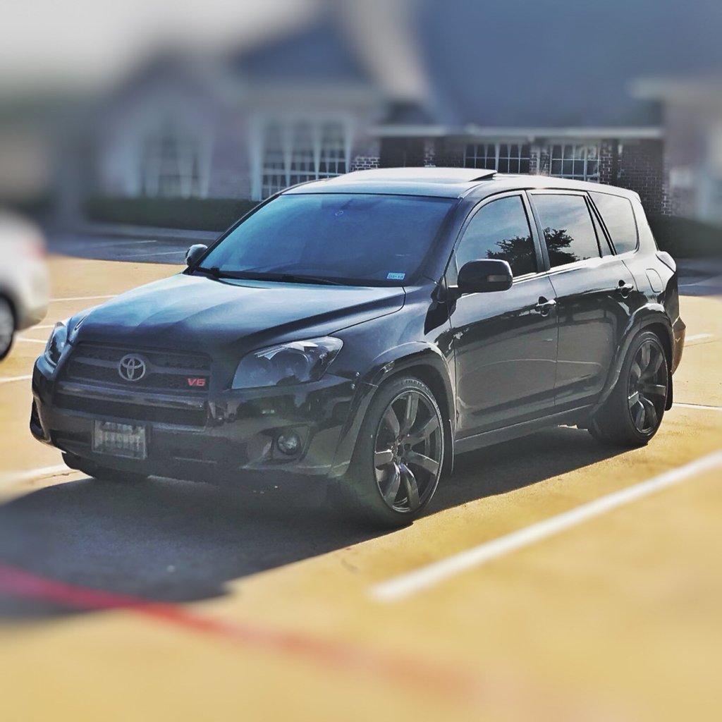 photo 2 Toyota RAV4 custom wheels   20x9.5, ET +45, tire size 245/40 R20. 20x10.5 ET+35 285/35 R20