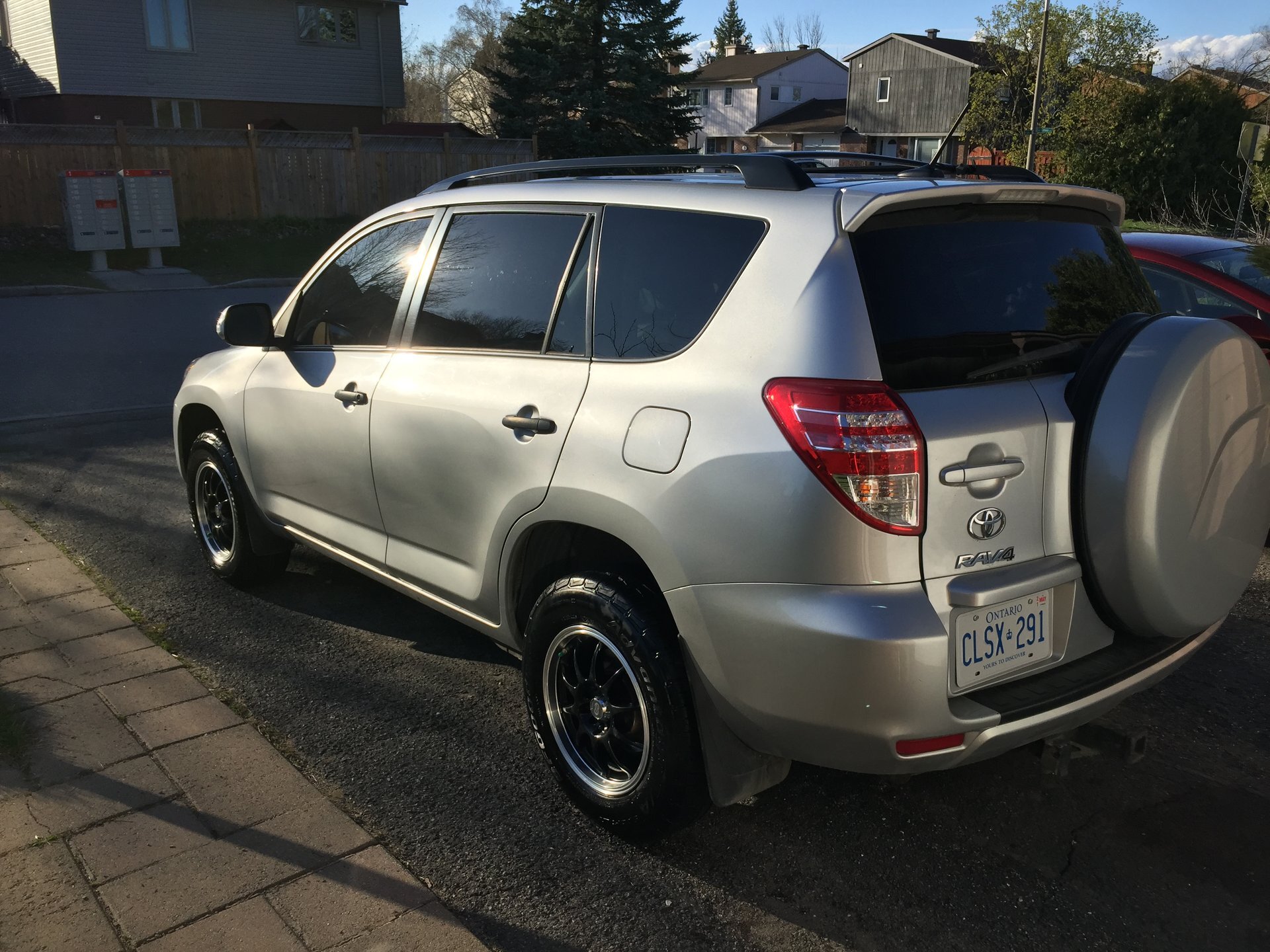 photo 2 Toyota RAV4 custom wheels 16x, ET , tire size 215/70 R16. x ET