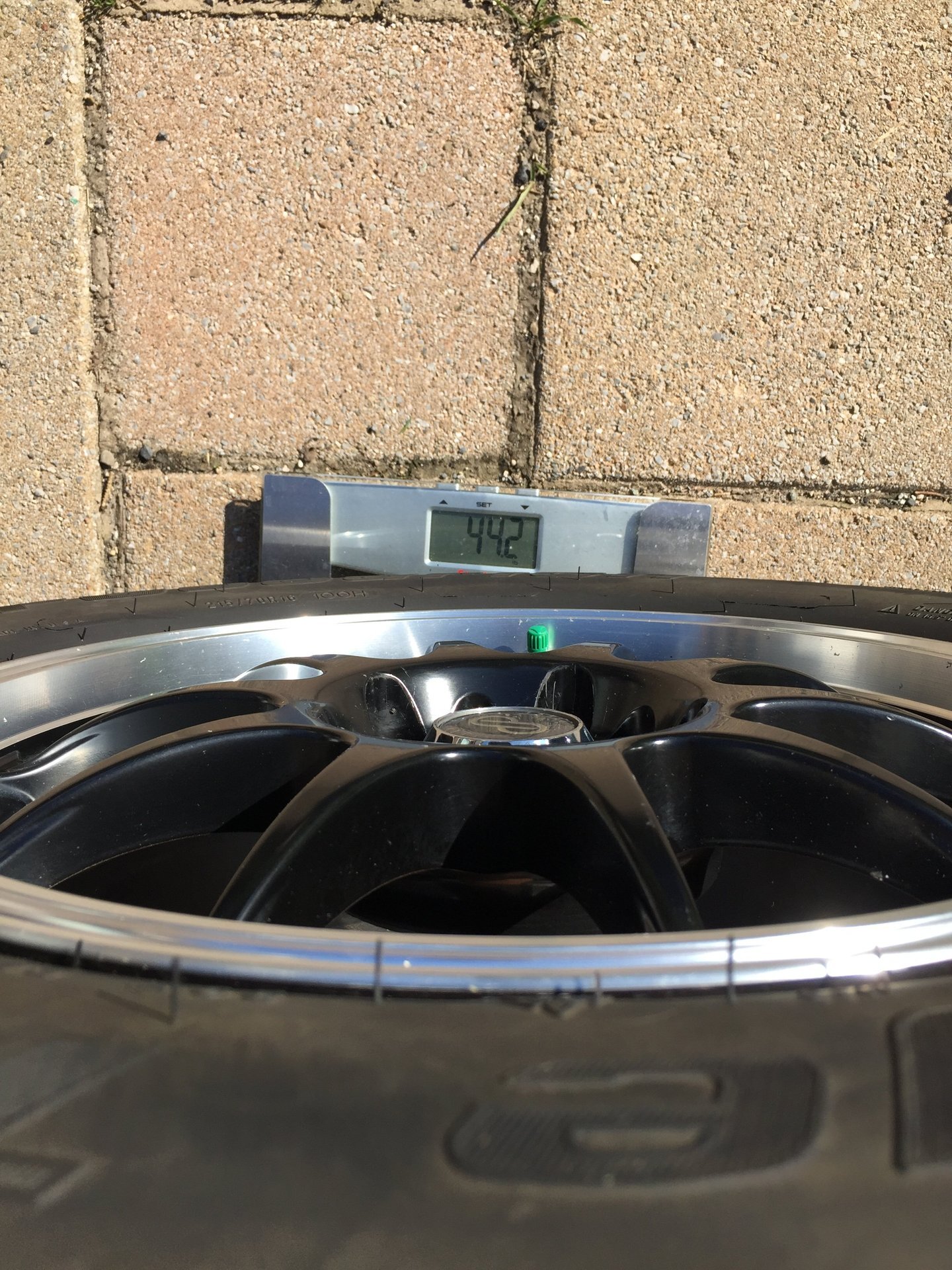 photo 5 Toyota RAV4 custom wheels 16x, ET , tire size 215/70 R16. x ET