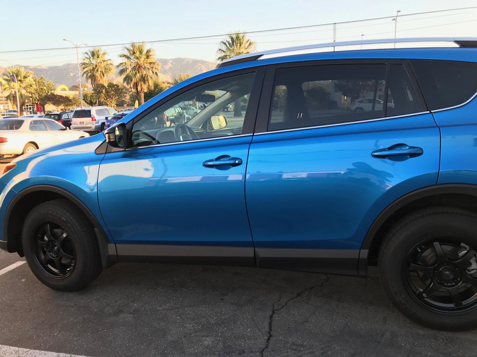 photo 4 Toyota RAV4 custom wheels 17x, ET , tire size 225/65 R17. x ET