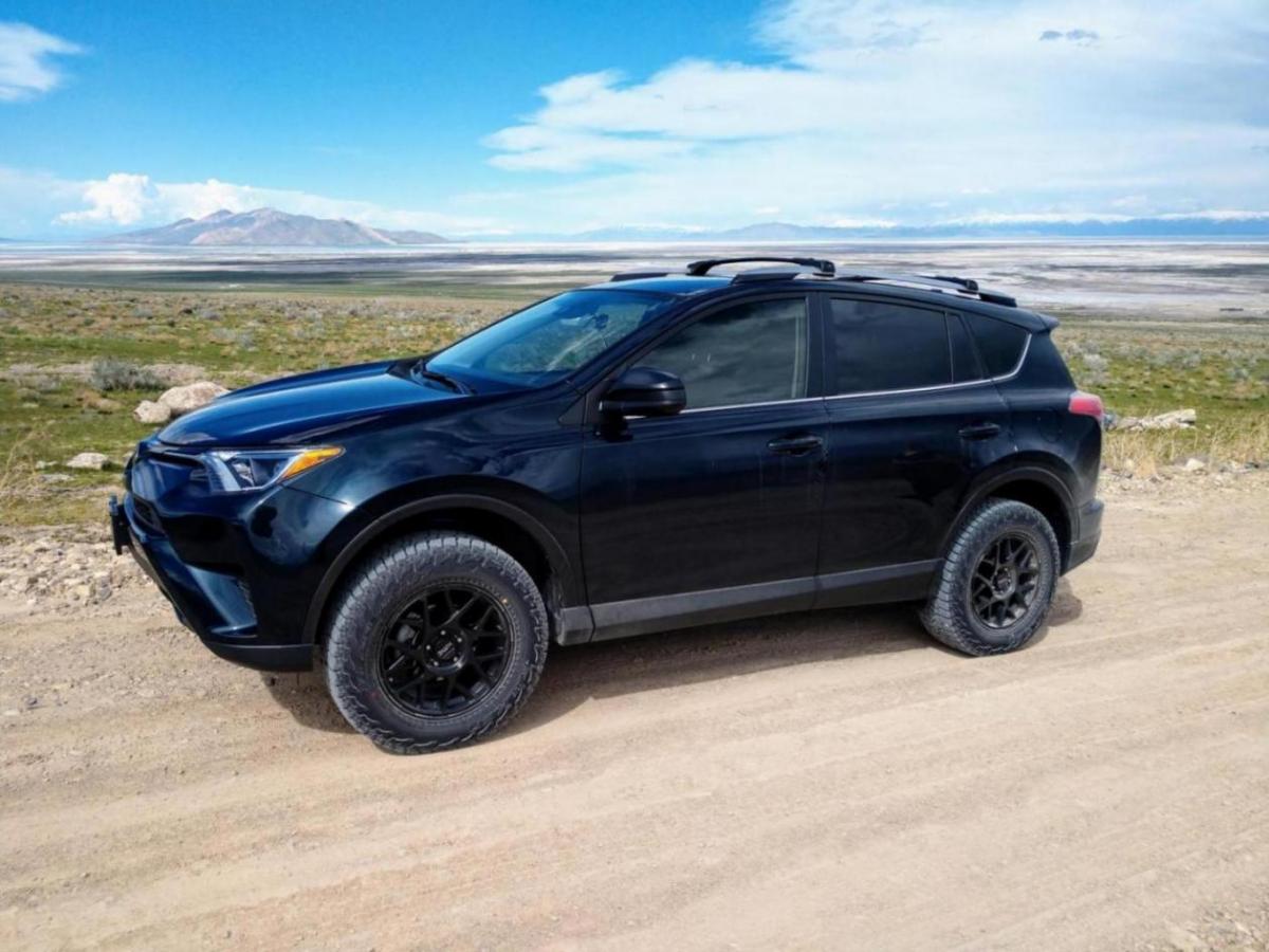photo 1 Toyota RAV4 custom wheels   17x8.0, ET +38, tire size 245/65 R17. x ET