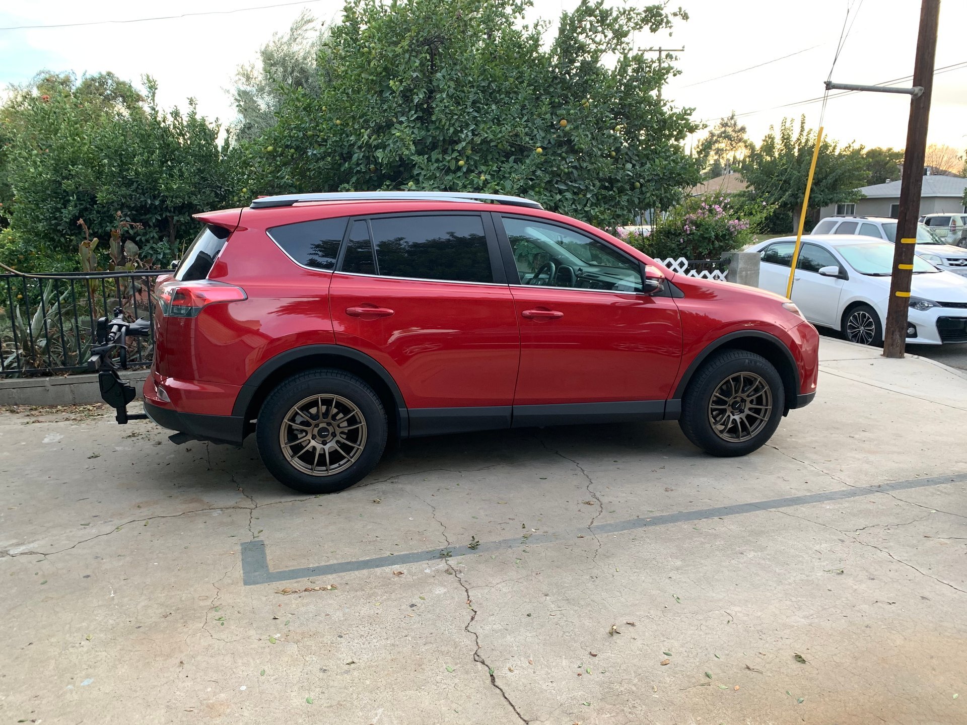 photo 2 Toyota RAV4 custom wheels   17x8.0, ET +35, tire size 225/65 R17. x ET