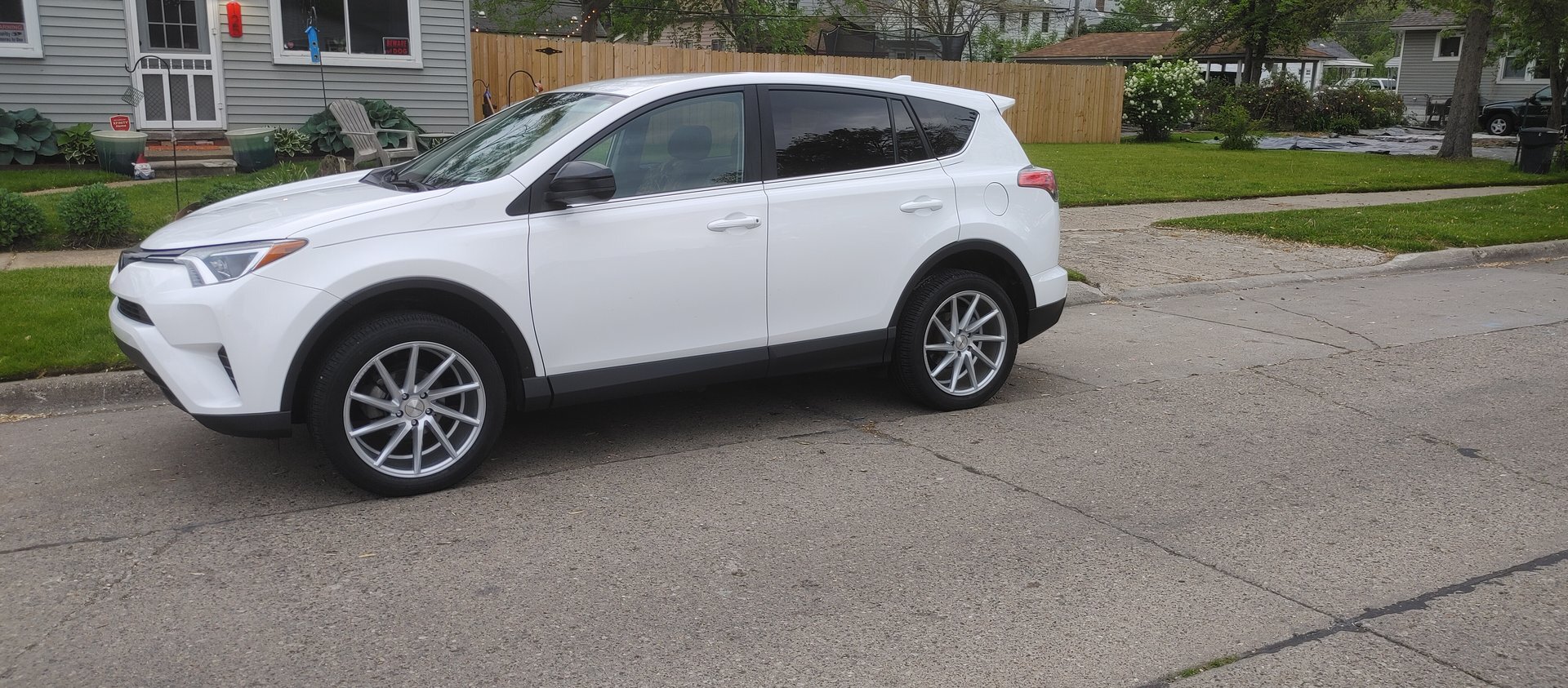 photo 2 Toyota RAV4 custom wheels   19x, ET , tire size X R19. x ET