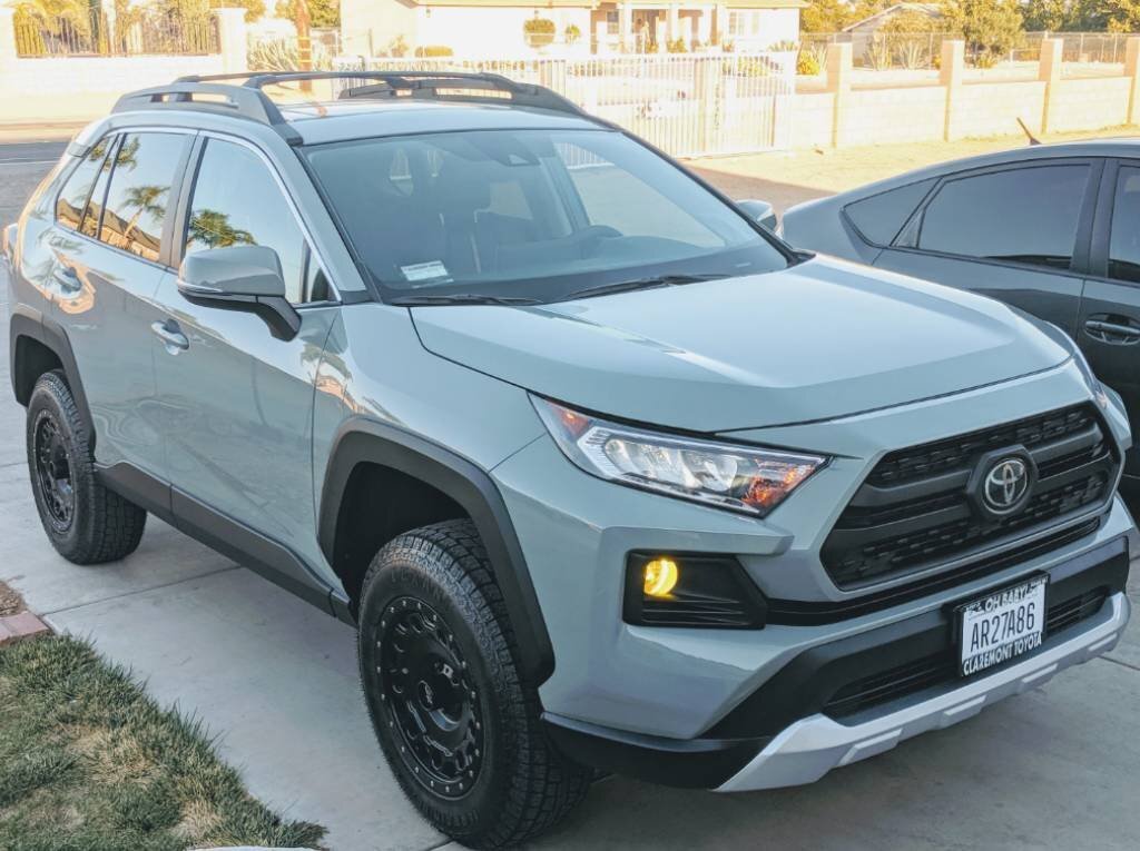 photo 1 Toyota RAV4 custom wheels XD129 Holeshot 17x8.5, ET +34, tire size 245/70 R17. x ET