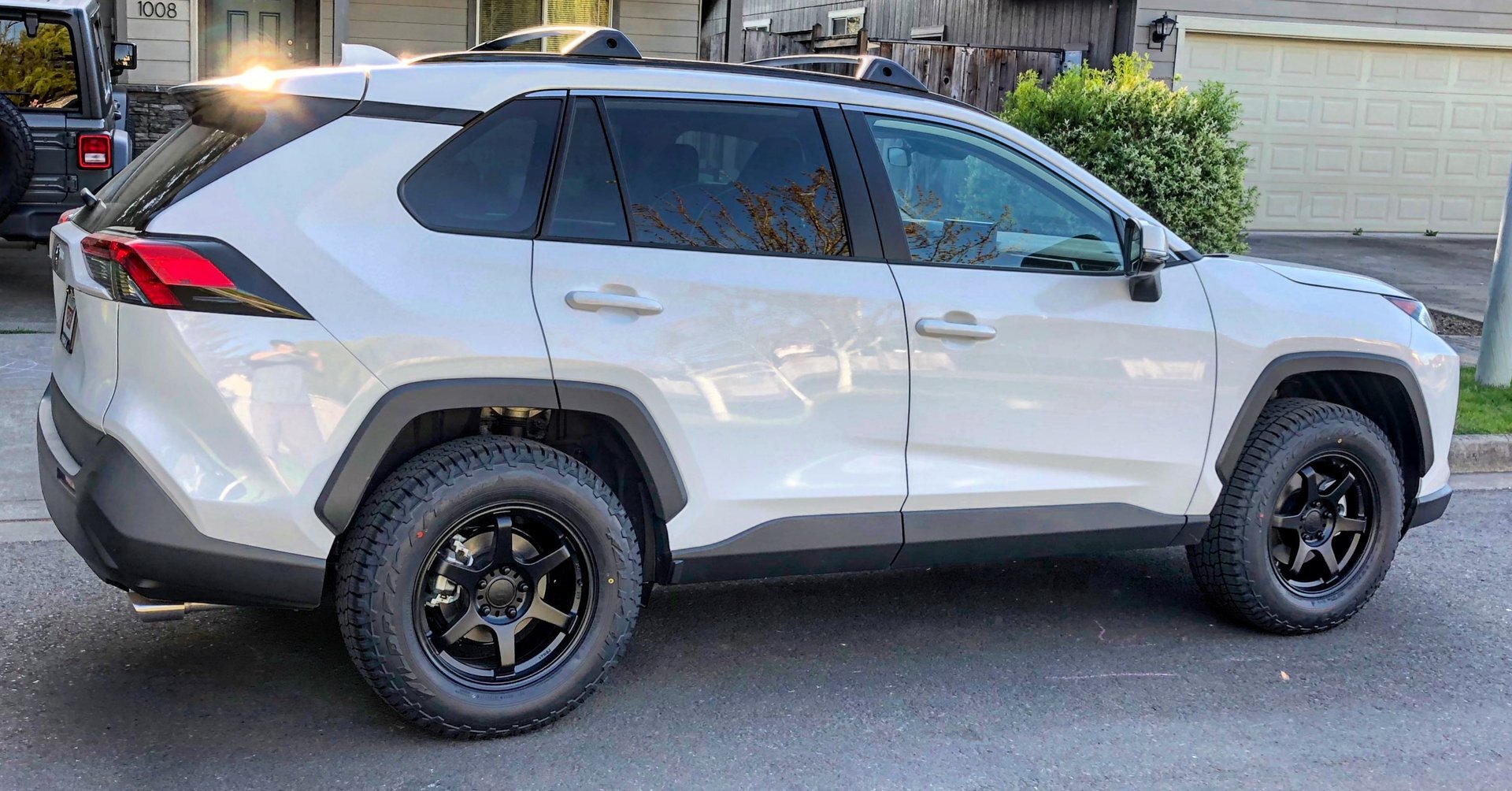 photo 1 Toyota RAV4 custom wheels   17x8.0, ET +40, tire size 245/65 R17. x ET