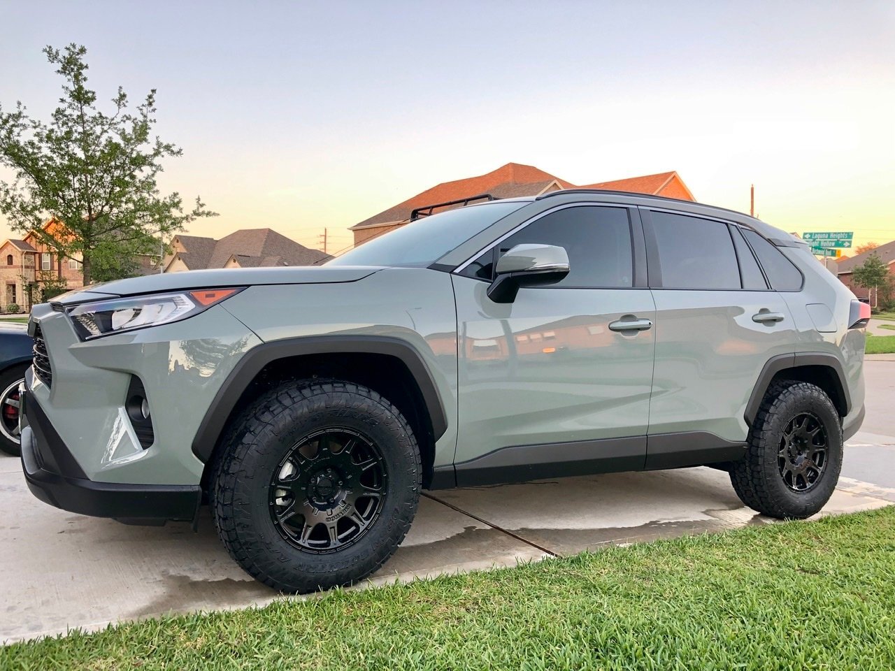 photo 2 Toyota RAV4 custom wheels 502 16x7.0, ET +15, tire size 245/70 R16. x ET
