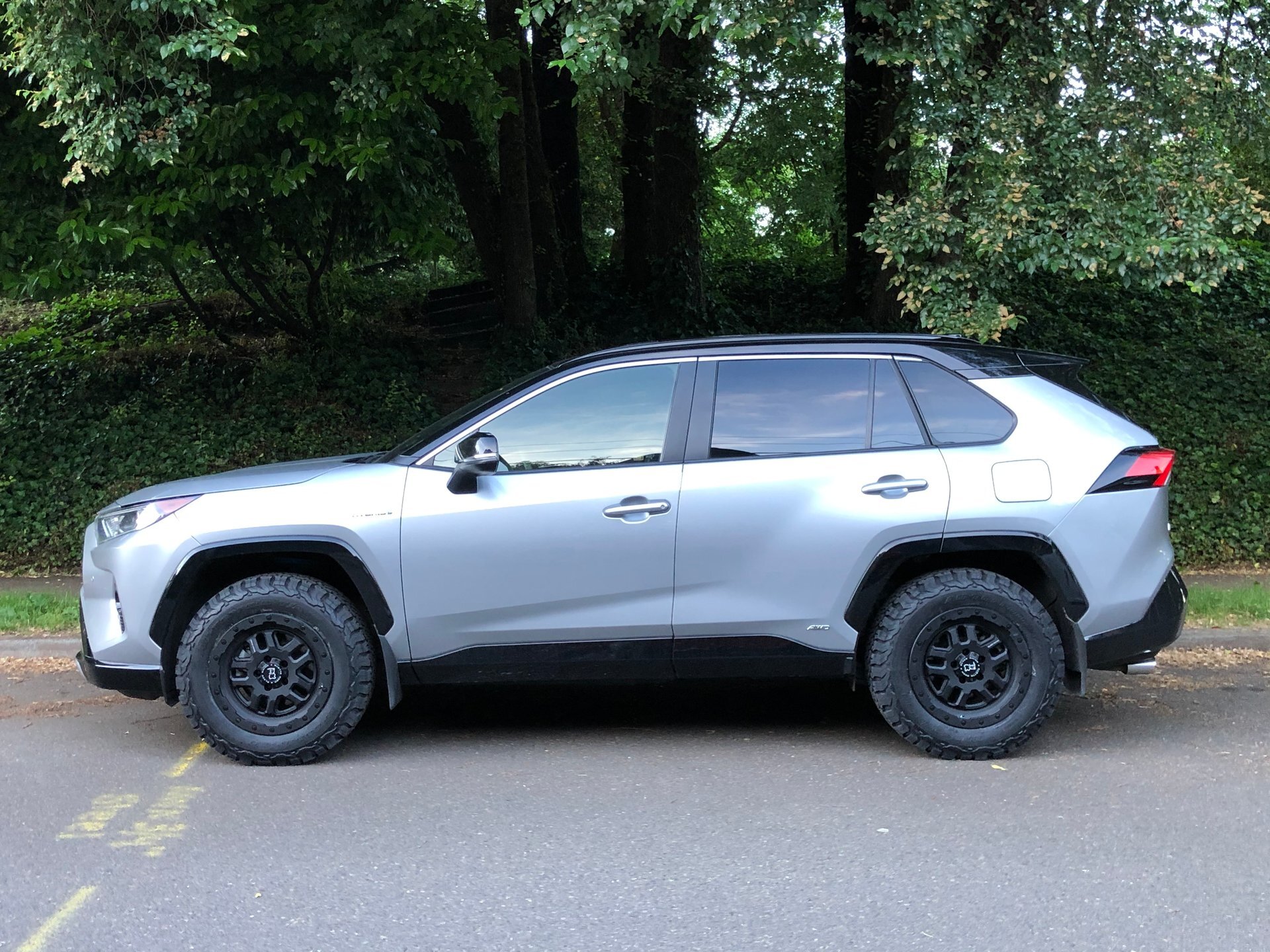 photo 2 Toyota RAV4 custom wheels   17x8.0, ET , tire size 245/65 R17. x ET