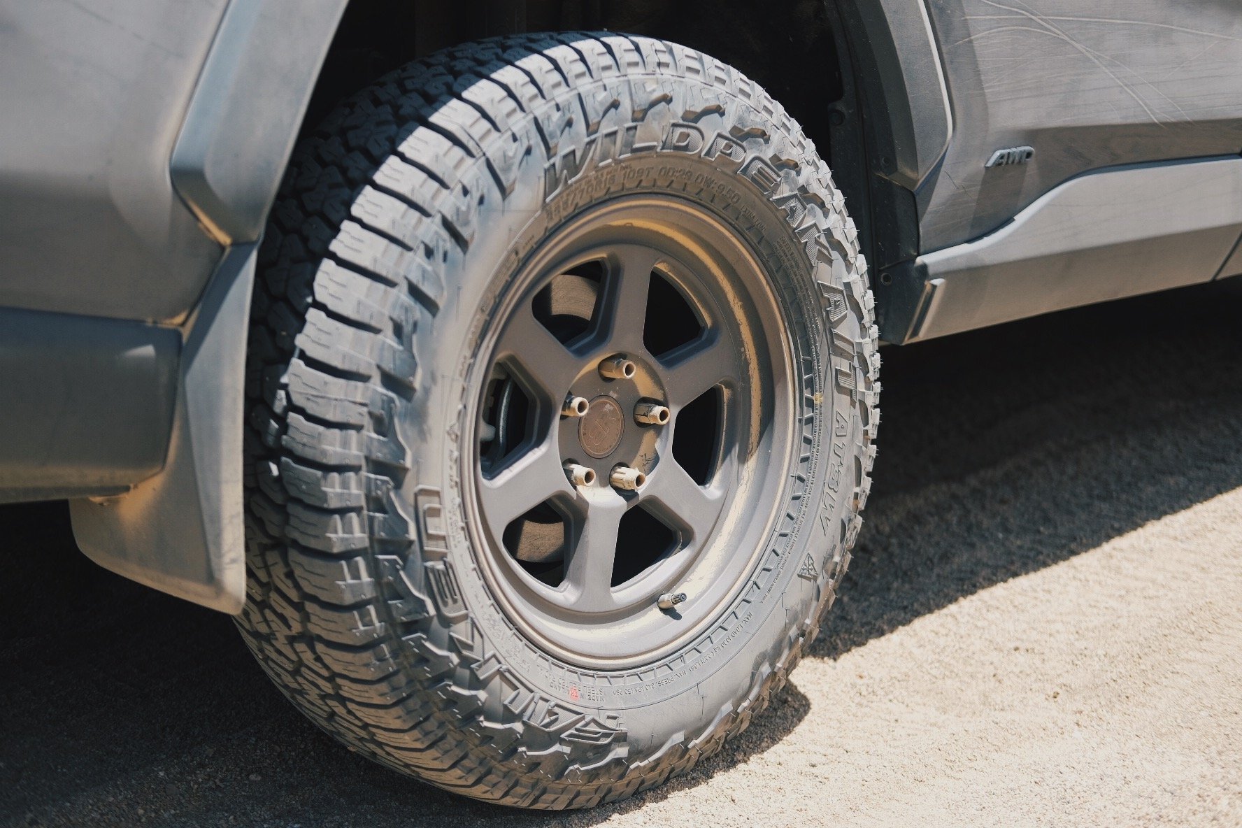 photo 1 Toyota RAV4 custom wheels   16x7.0, ET +15, tire size 235/70 R16. x ET