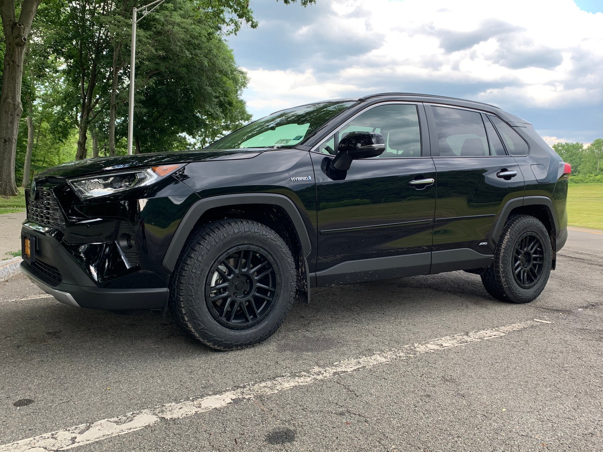 photo 2 Toyota RAV4 custom wheels   17x8.0, ET , tire size 245/65 R17. x ET