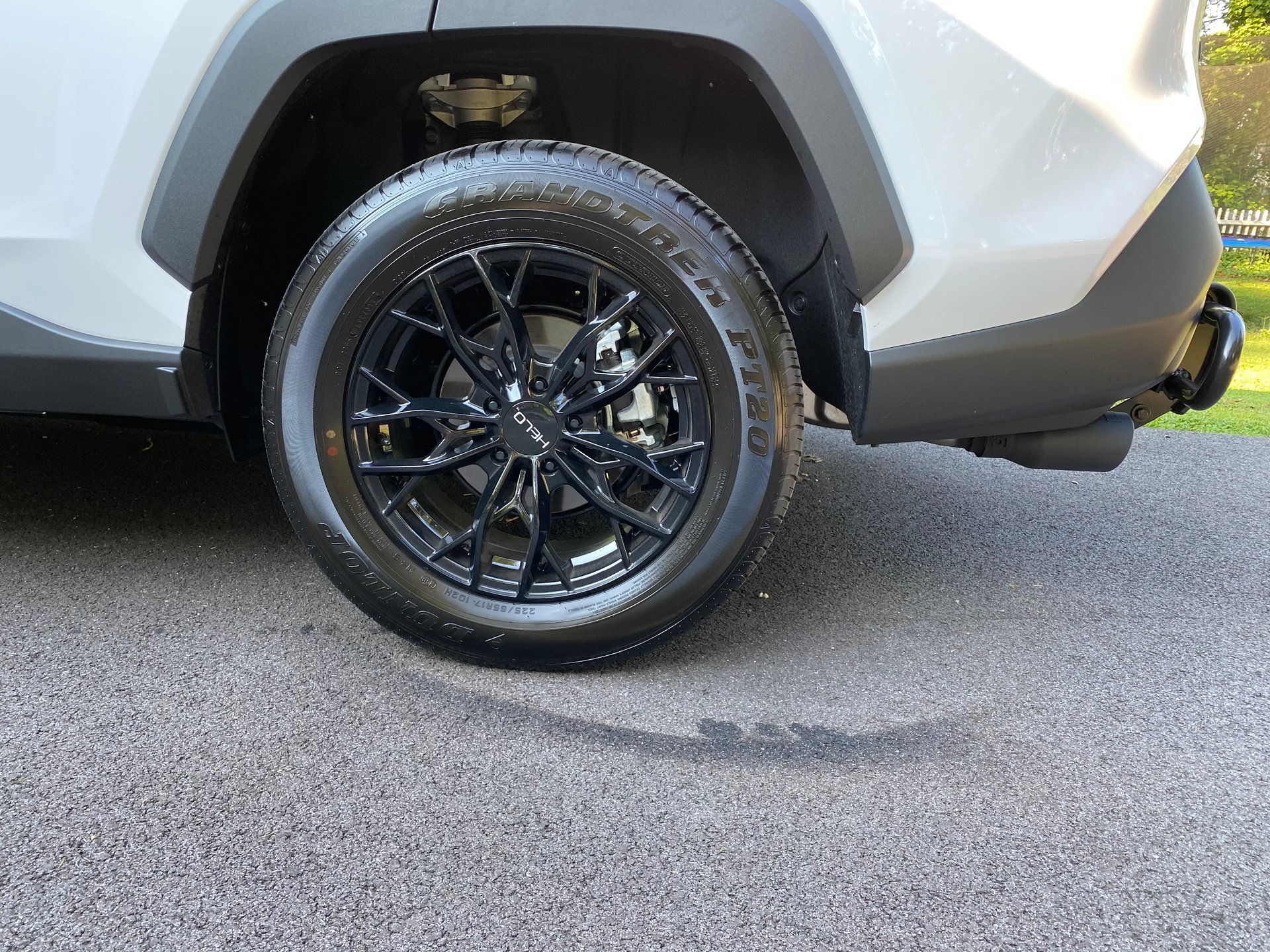 photo 2 Toyota RAV4 custom wheels x, ET , tire size 225/65 R. x ET