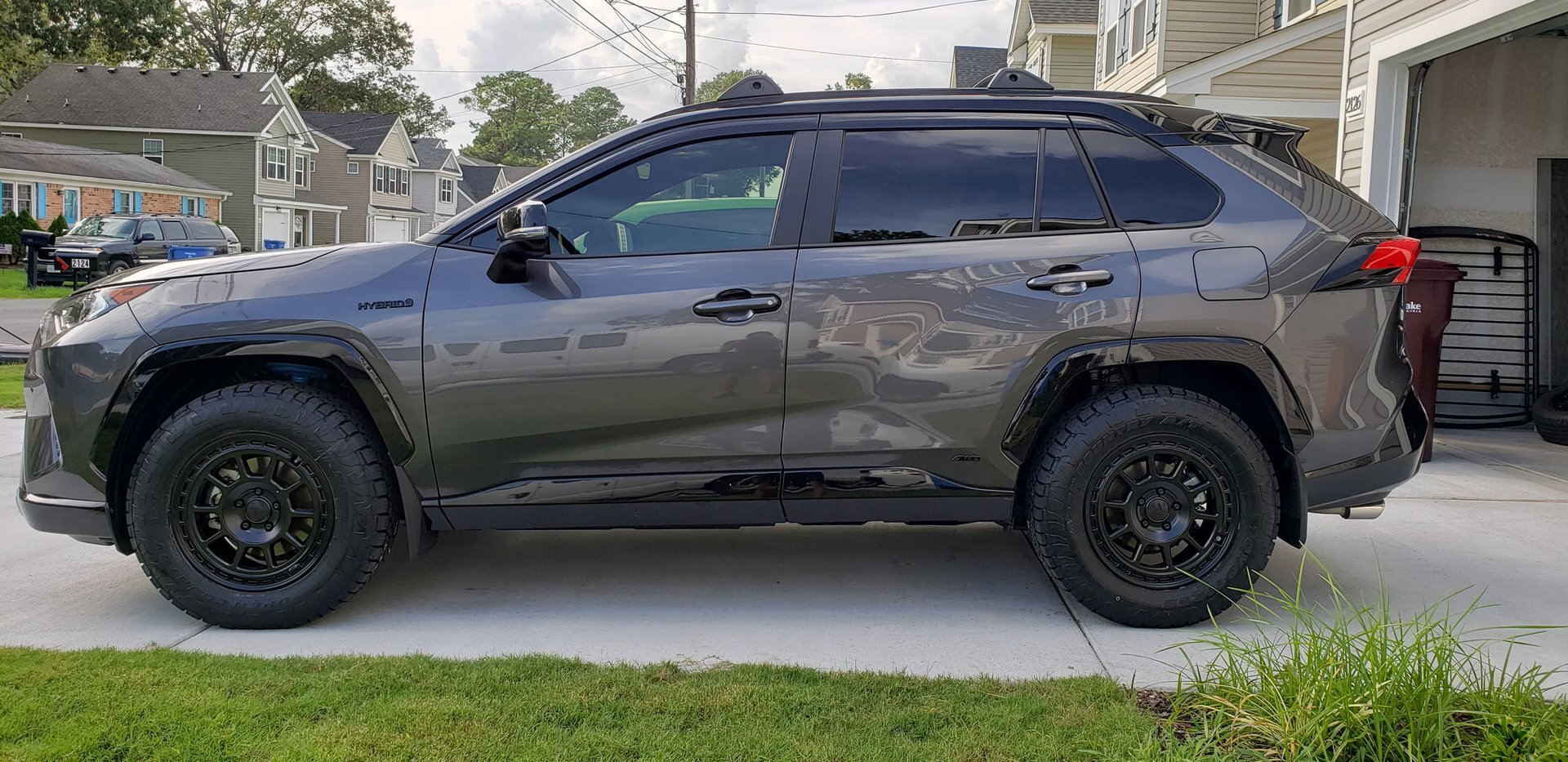 photo 1 Toyota RAV4 custom wheels   17x8.0, ET +38, tire size 245/65 R17. x ET