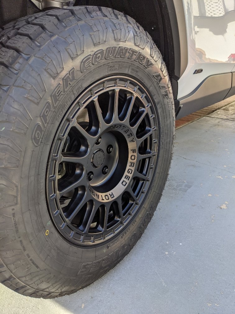 photo 1 Toyota RAV4 custom wheels   17x8.0, ET +10, tire size 245/70 R17. x ET 