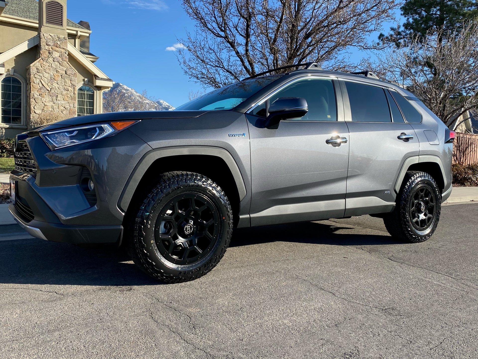 photo 2 Toyota RAV4 custom wheels   17x8.0, ET +35, tire size 245/65 R17. x ET