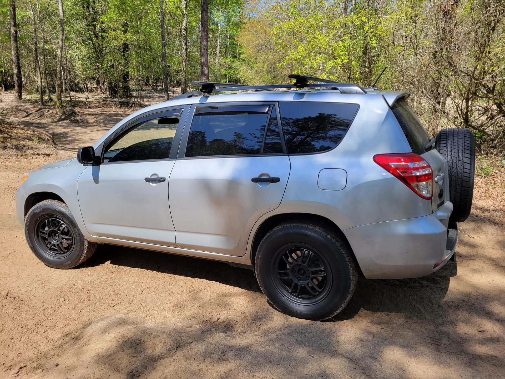 photo 2 Toyota RAV4 custom wheels 17x8.0, ET +45, tire size 245/65 R17. x ET
