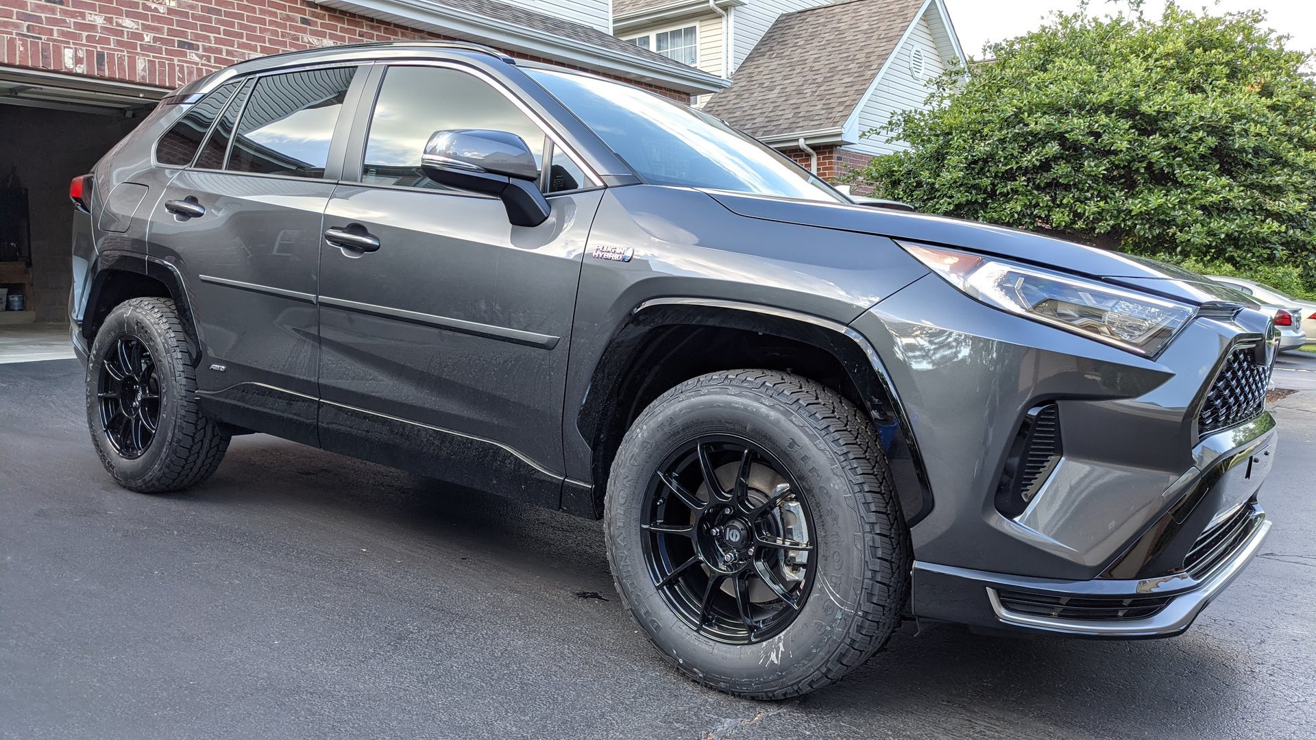 photo 3 Toyota RAV4 custom wheels   17x8.5, ET +30, tire size 245/65 R17. x ET