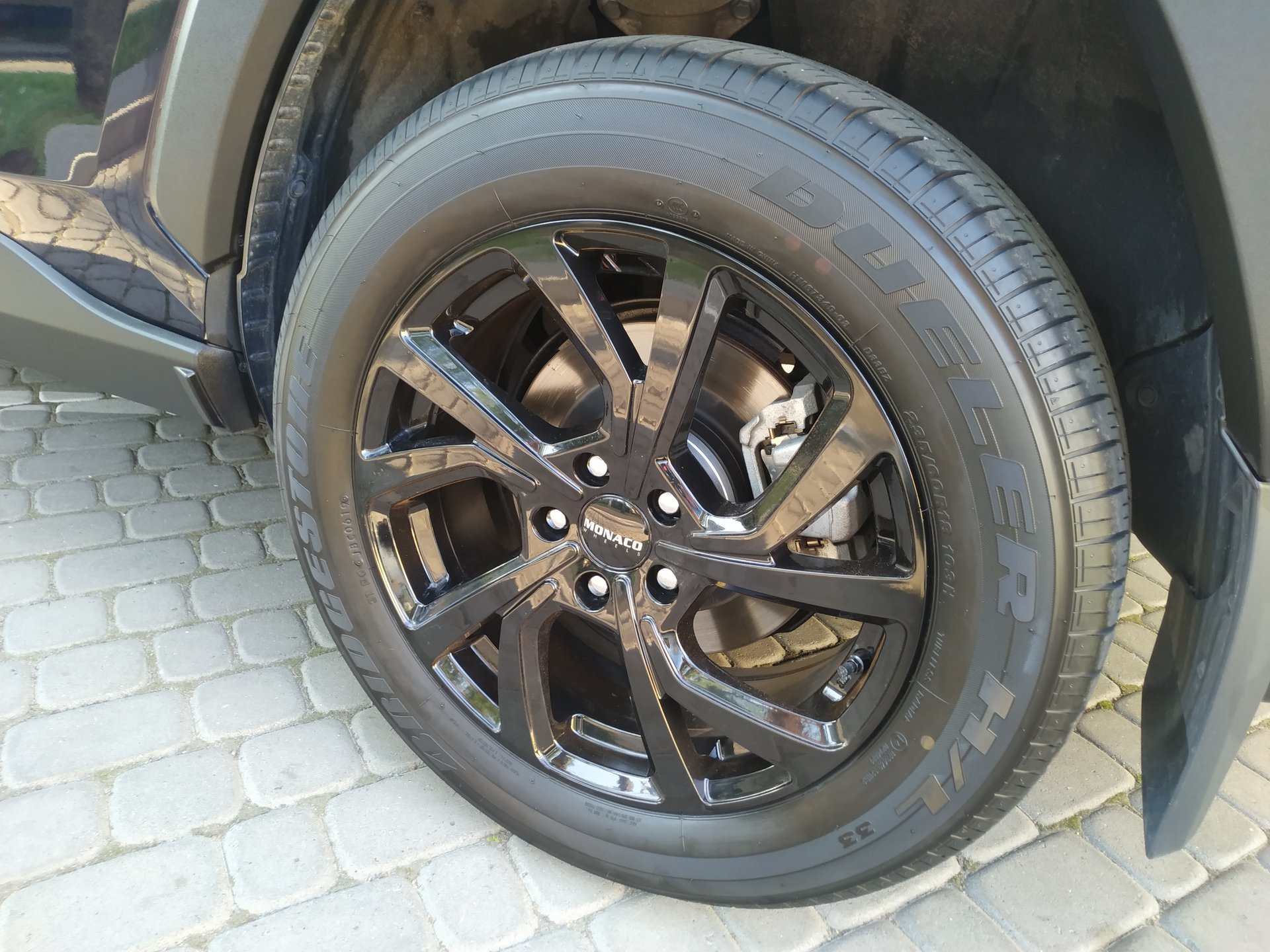 photo 1 Toyota RAV4 custom wheels Monaco Pace 18x7.5, ET +25, tire size 235/60 R18. x ET