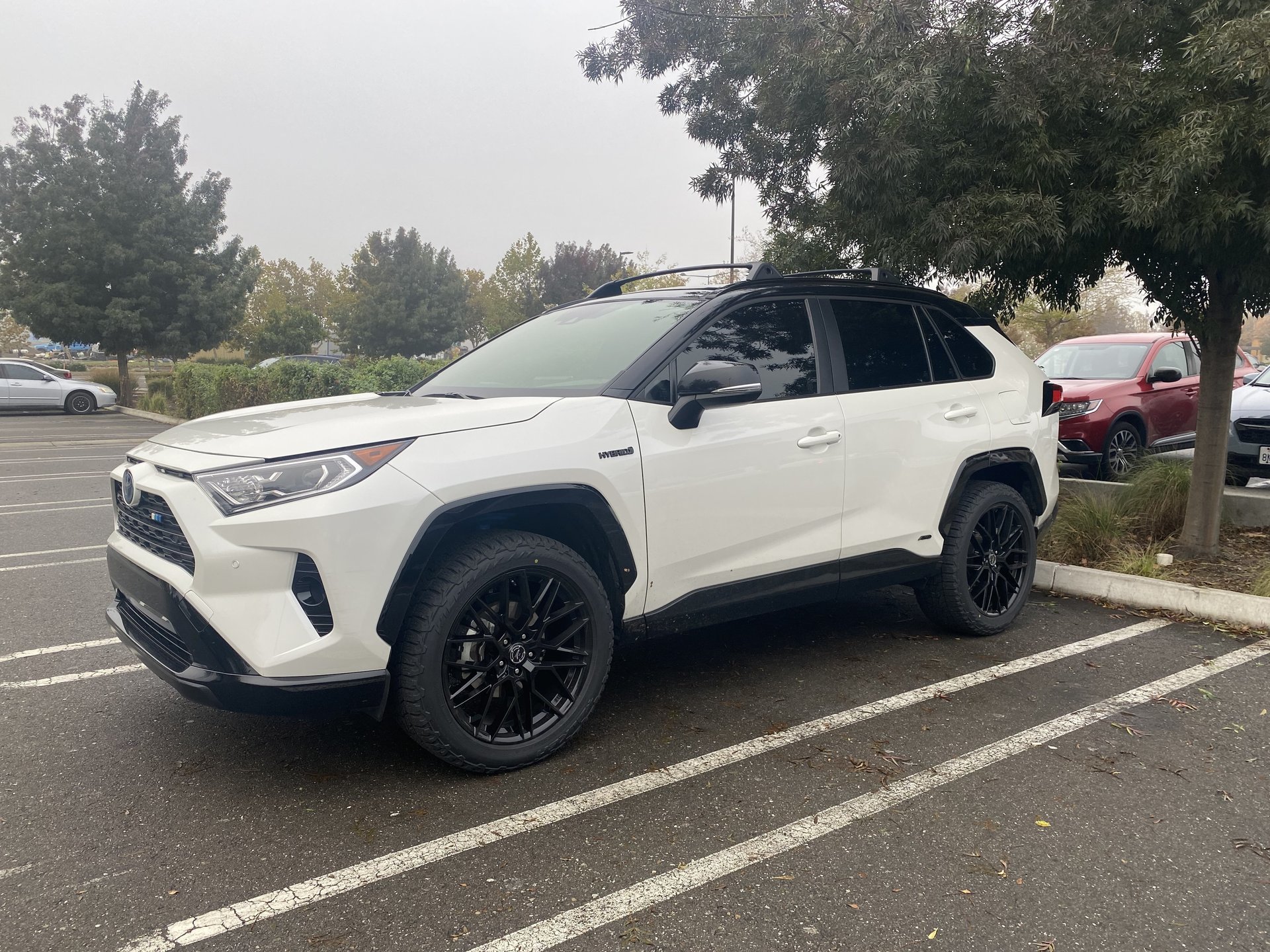 photo 2 Toyota RAV4 custom wheels   20x8.5, ET +40, tire size 245/50 R20. x ET 