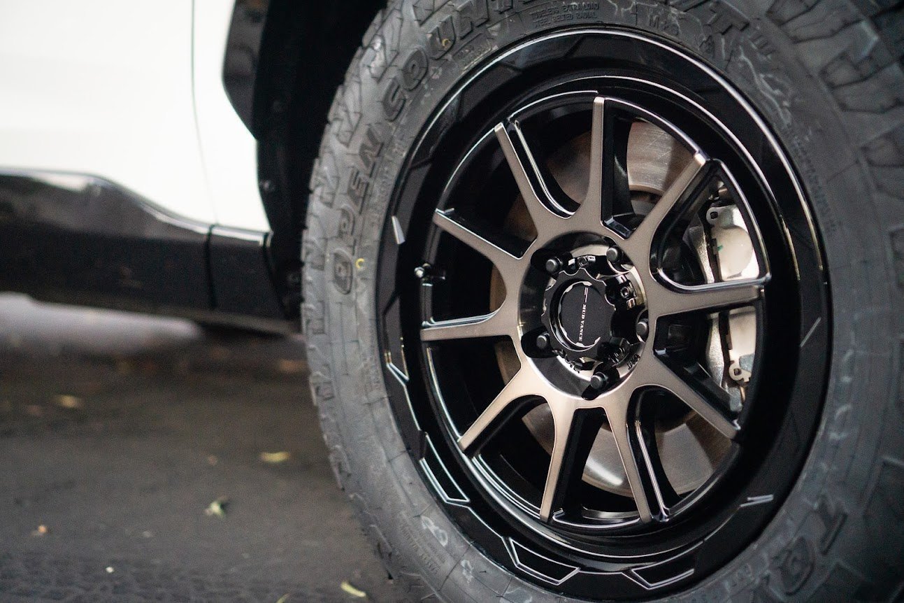 photo 2 Toyota RAV4 custom wheels Weds Mud Vance 06 17x7.0, ET +40, tire size 245/40 R17. x ET