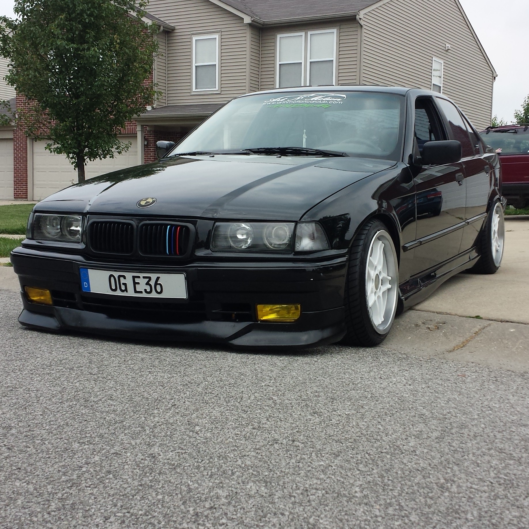 photo 6 BMW  318 custom wheels Beyern inspirational 17x8.5, ET +13, tire size 205/30 R17. x ET 