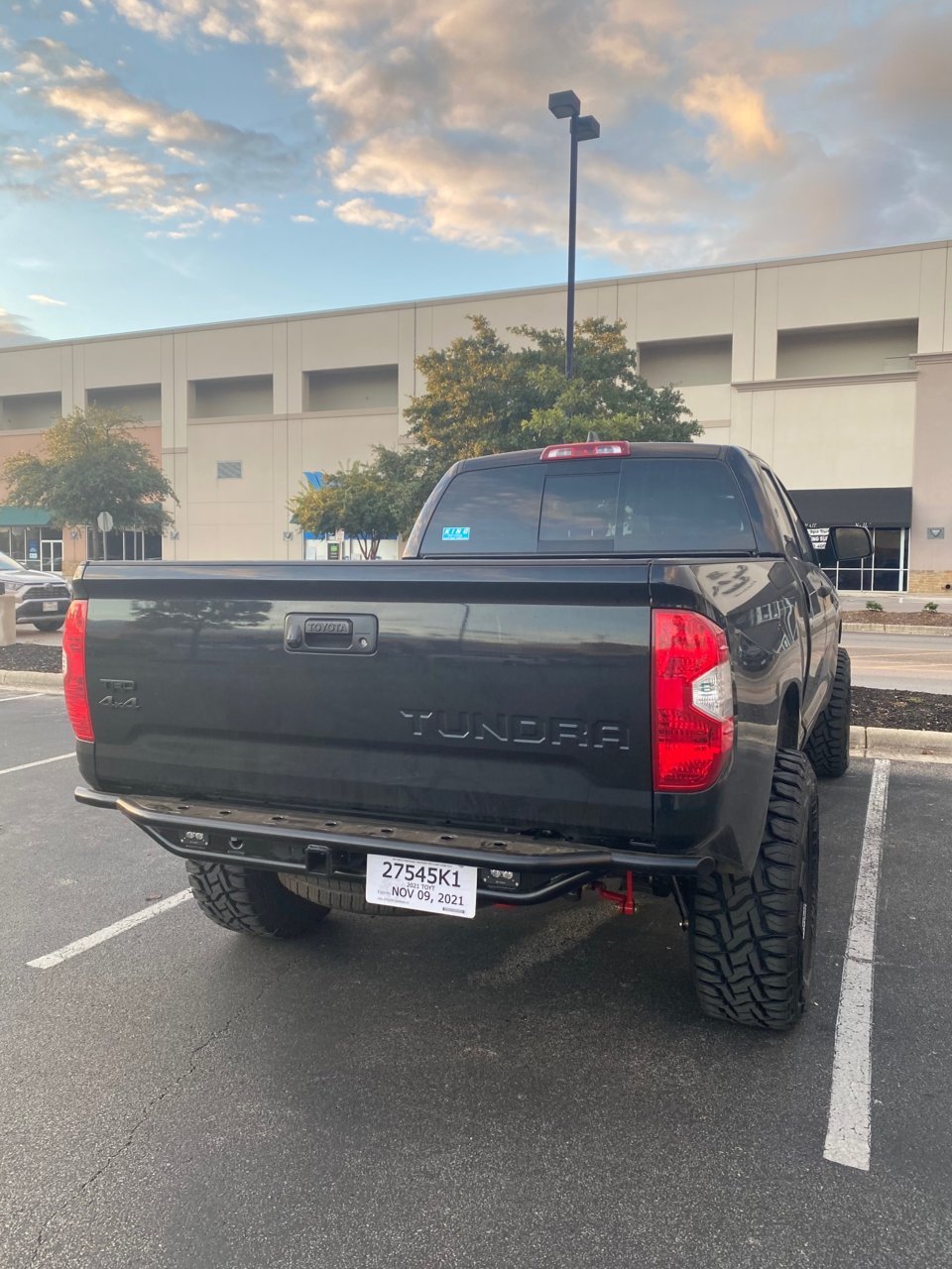 photo 3 Toyota Tundra custom wheels   18x9.5, ET 0, tire size 315/35 R18. x ET
