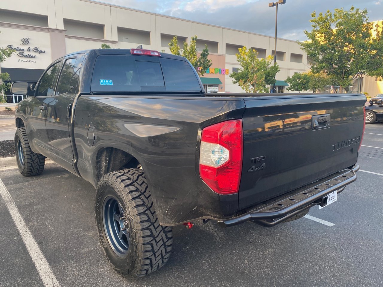 photo 4 Toyota Tundra custom wheels   18x9.5, ET 0, tire size 315/35 R18. x ET