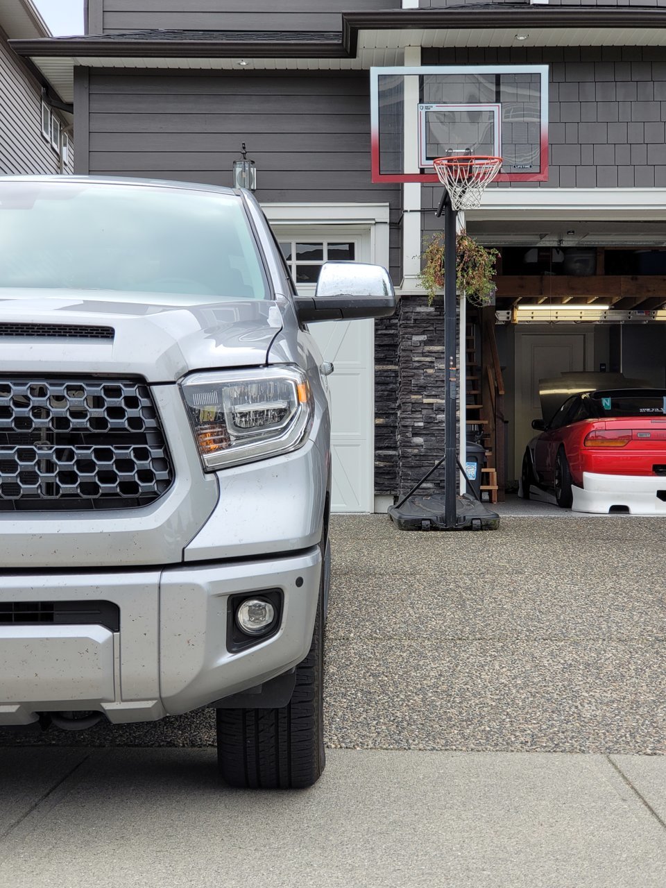 photo 2 Toyota Tundra custom wheels   18x9.0, ET +20, tire size 285/65 R18. x ET