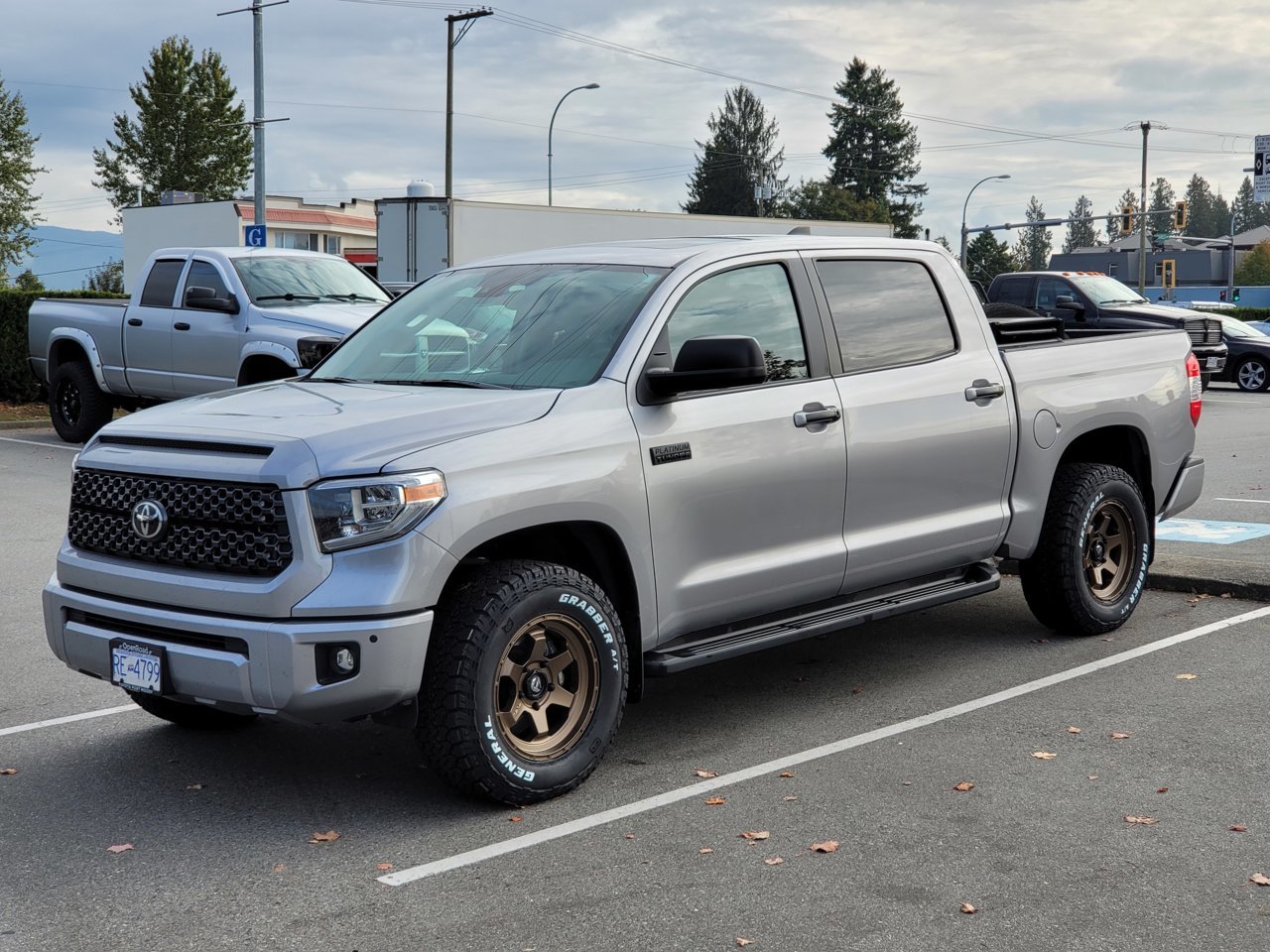 photo 4 Toyota Tundra custom wheels   18x9.0, ET +20, tire size 285/65 R18. x ET