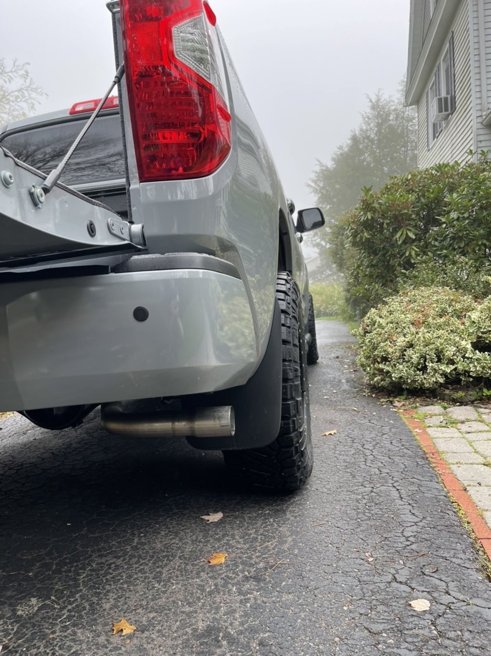 photo 3 Toyota Tundra custom wheels   18x9.0, ET +25, tire size 275/70 R18. x ET