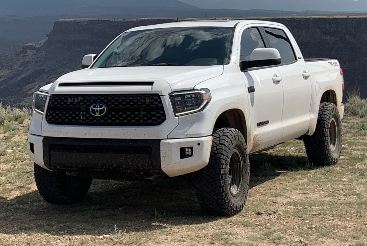 photo 1 Toyota Tundra custom wheels   17x8.5, ET 0, tire size 35X12.5 R17. x ET