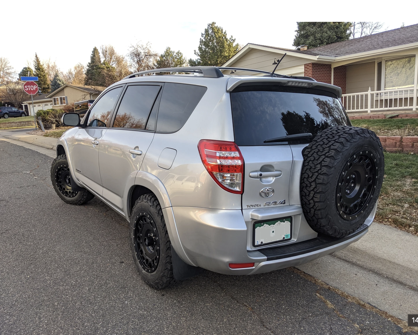 photo 1 Toyota RAV4 custom wheels KMC Holeshots 17x8.5, ET , tire size 245/65 R17. x ET