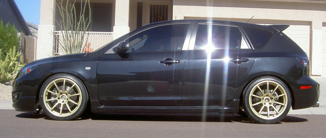 photo 6 Mazda MAZDASPEED3 custom wheels Rota G-Force 18x9.0, ET +30, tire size 245/35 R18. x ET