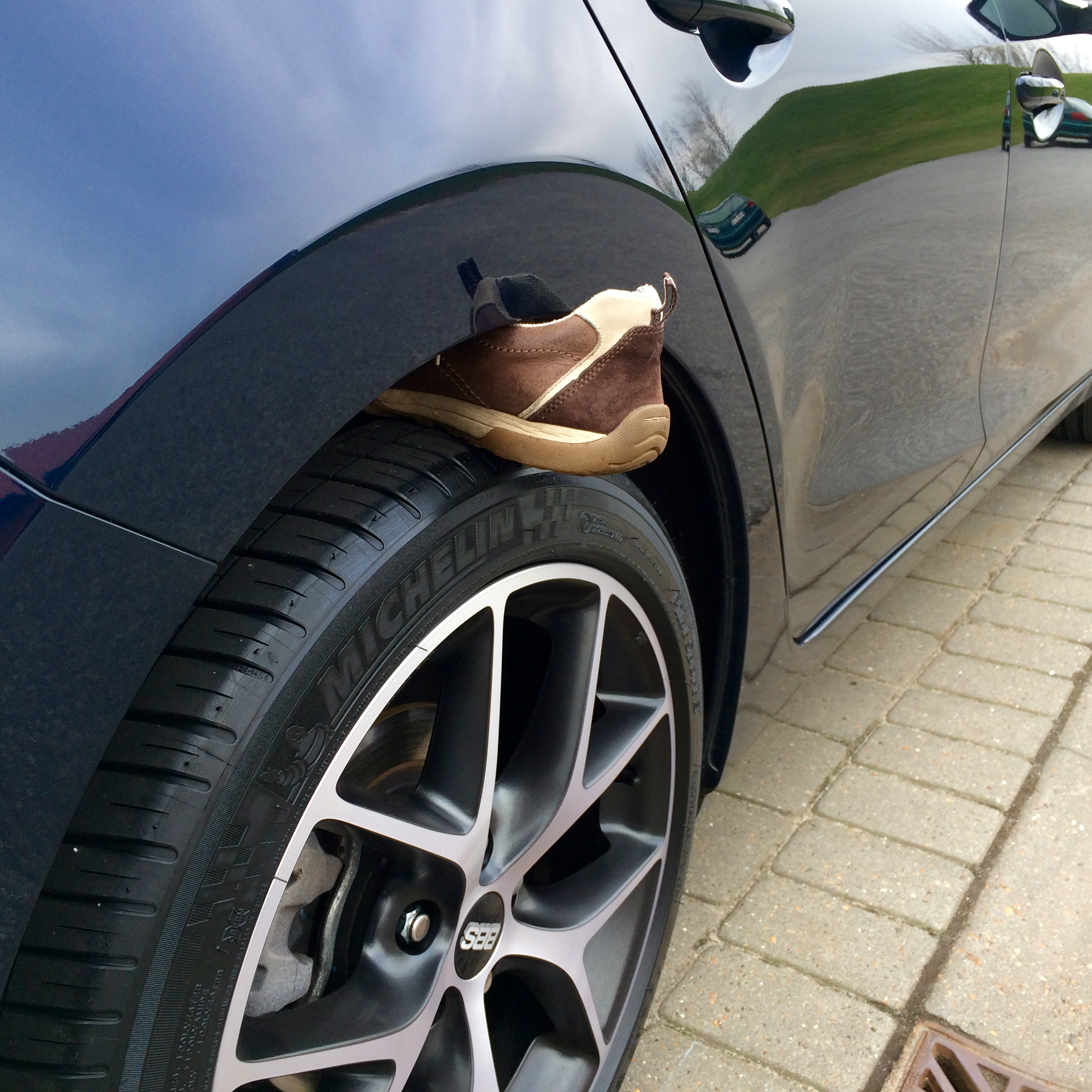 photo 4 Mazda Mazda3 custom wheels   18x8.0, ET +50, tire size 225/45 R18. x ET 