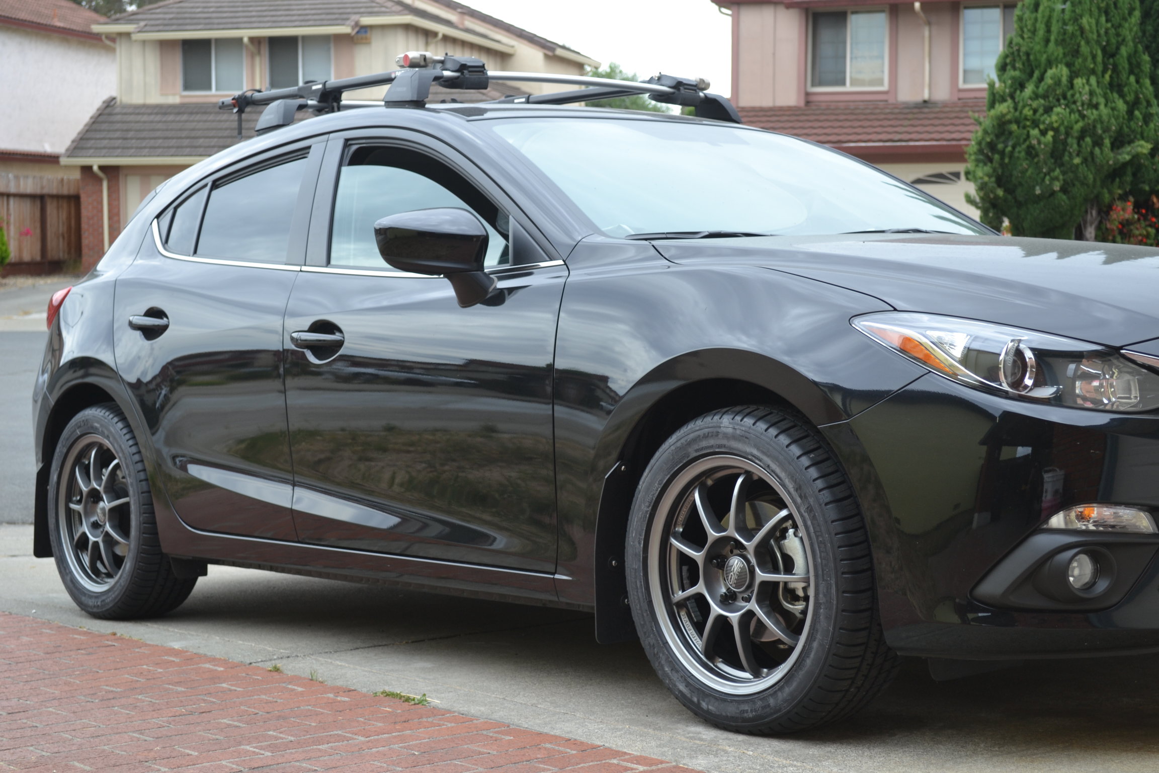photo 1 Mazda Mazda3 custom wheels  Alleggerita HLT 17x7.5, ET +48, tire size 225/50 R17. x ET
