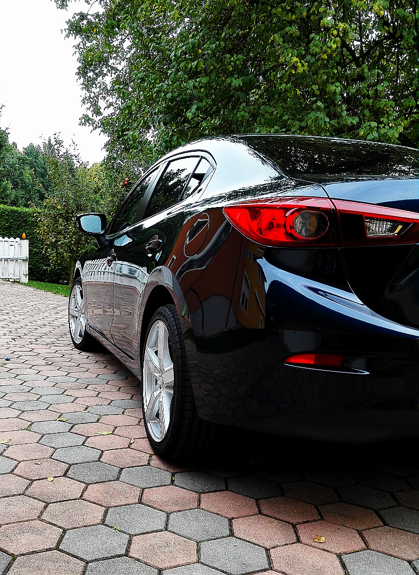 photo 1 Mazda Mazda3 custom wheels  emotion 18x8.0, ET , tire size 225/40 R18. x ET