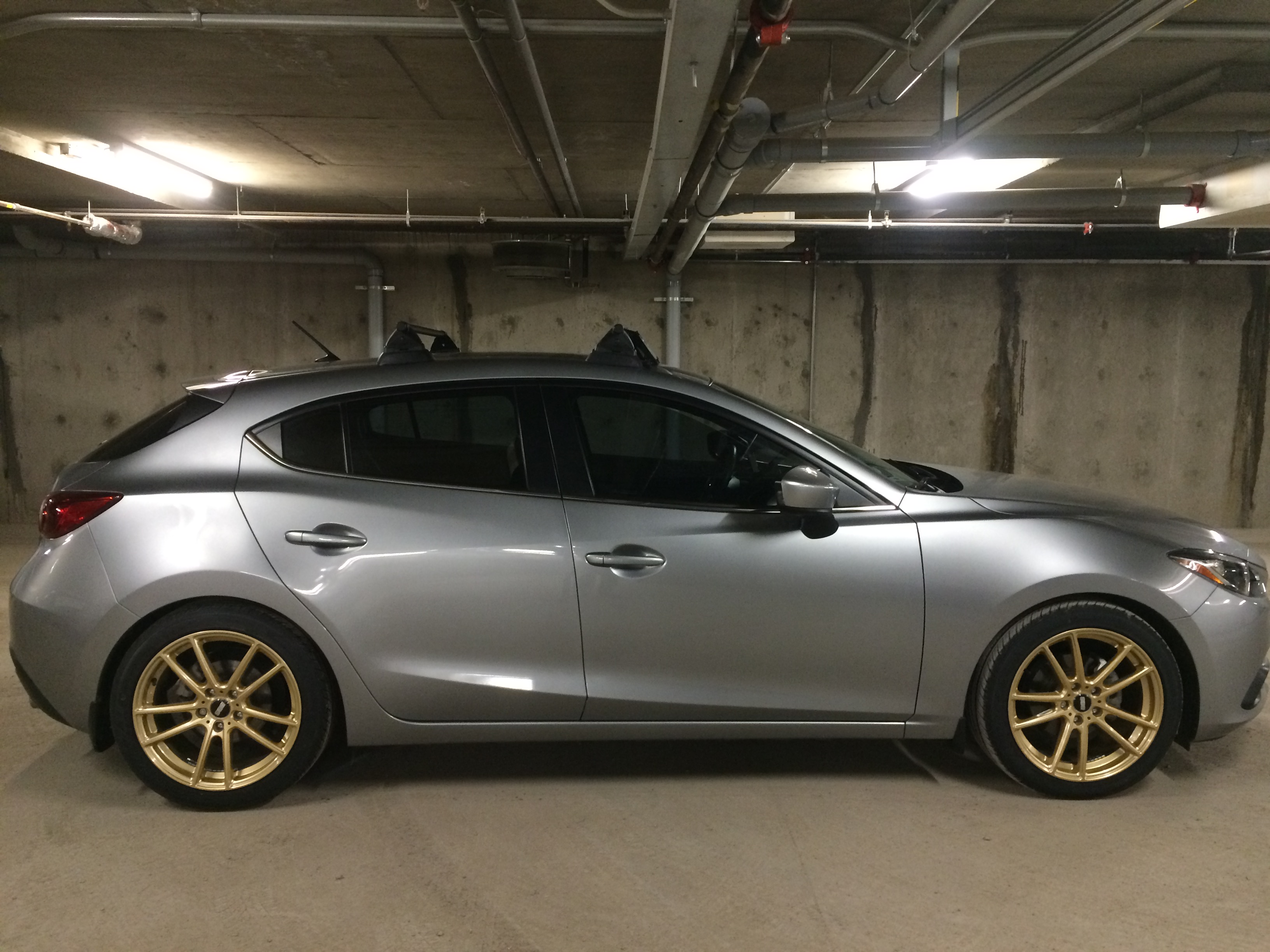 photo 1 Mazda Mazda3 custom wheels   18x8.0, ET +40, tire size 225/45 R18. x ET 