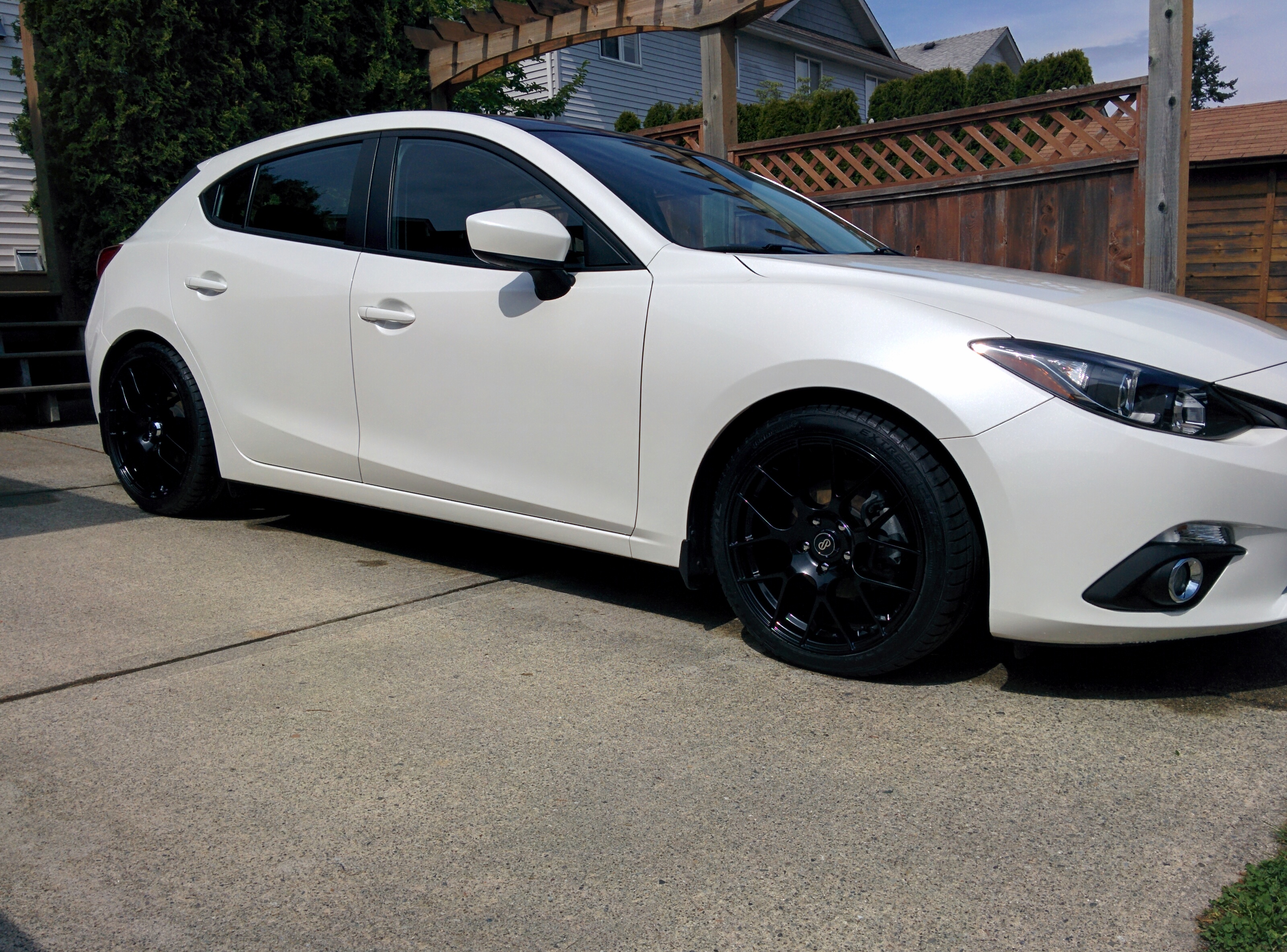 photo 1 Mazda Mazda3 custom wheels   18x8.0, ET +40, tire size 225/40 R18. x ET
