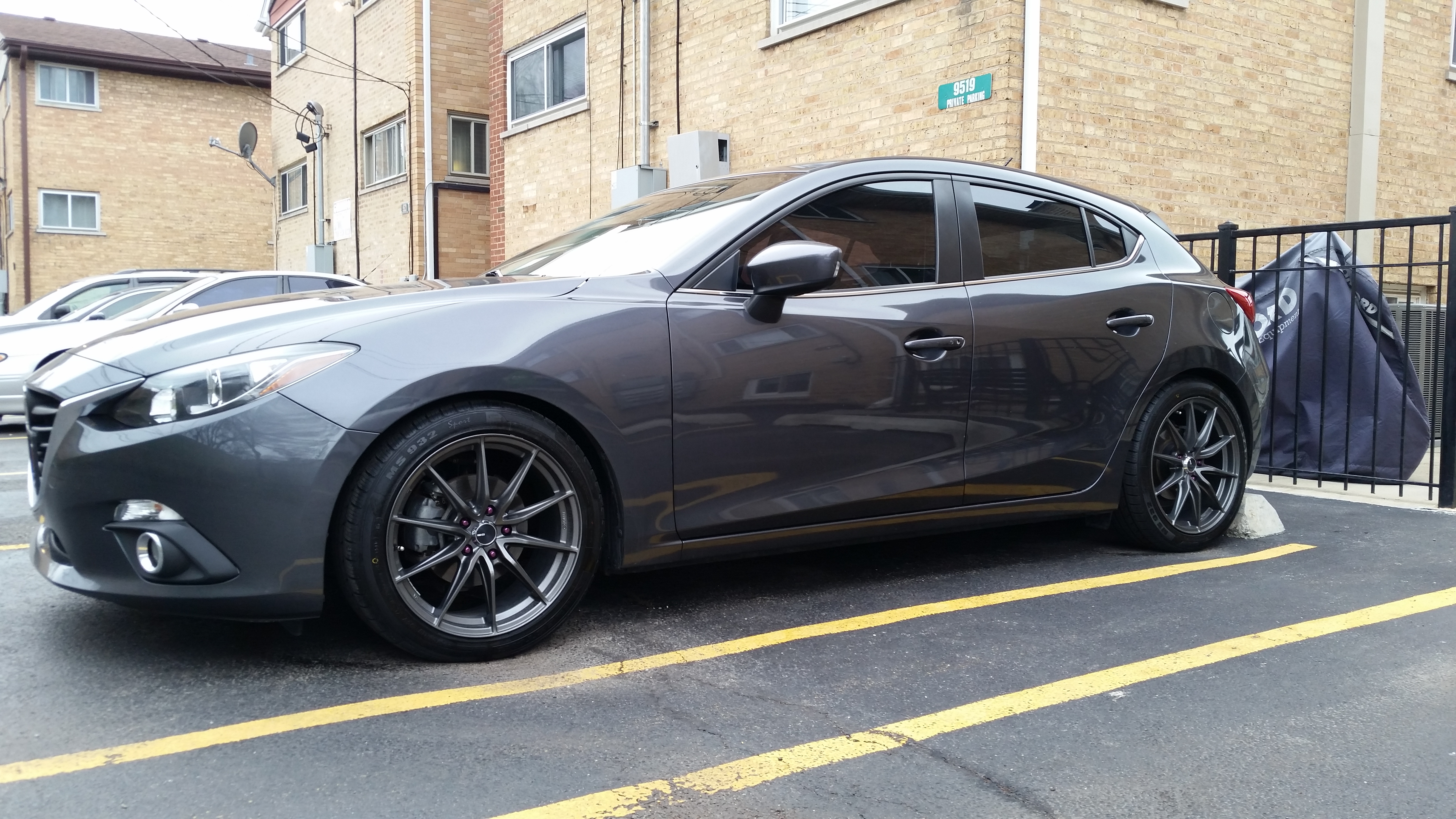 photo 4 Mazda Mazda3 custom wheels   18x8.0, ET +45, tire size 225/45 R18. x ET