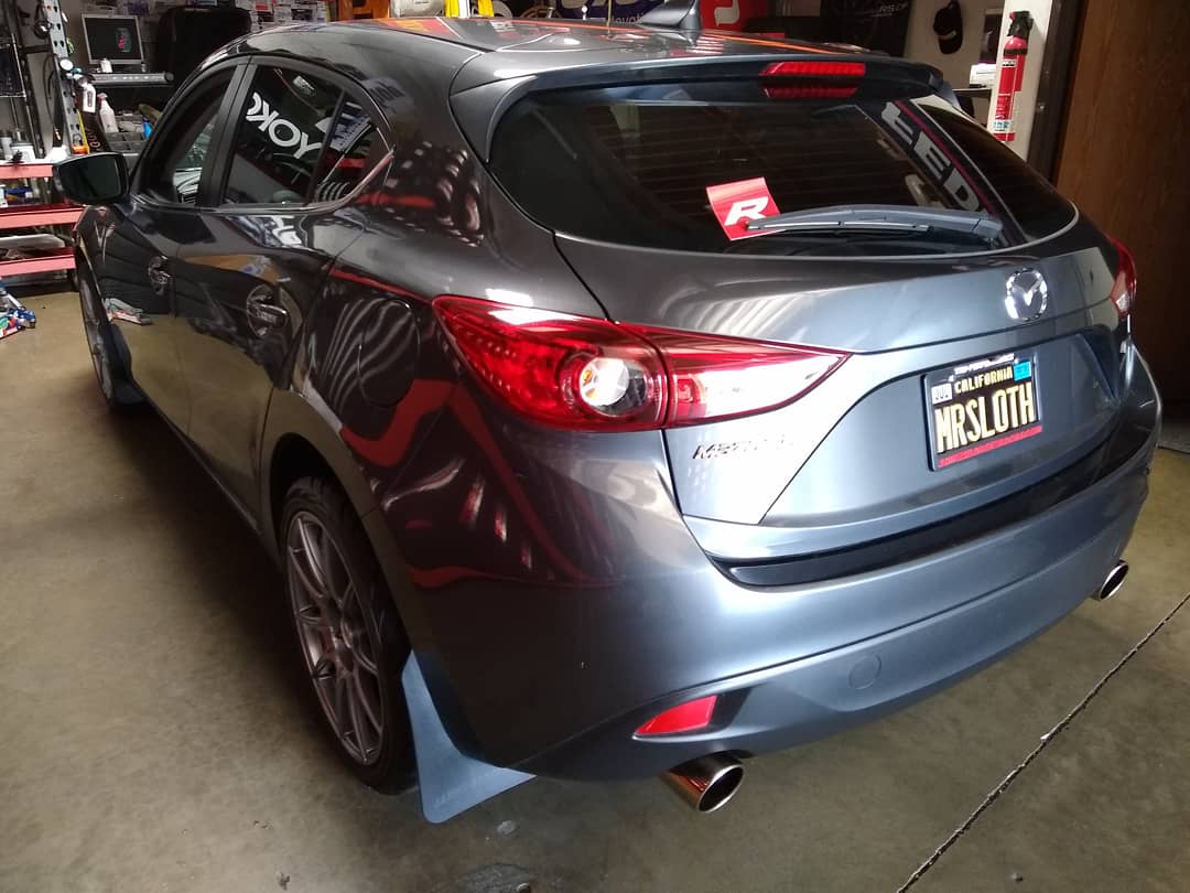 photo 2 Mazda Mazda3 custom wheels   18x8.5, ET +44, tire size 235/40 R18. x ET