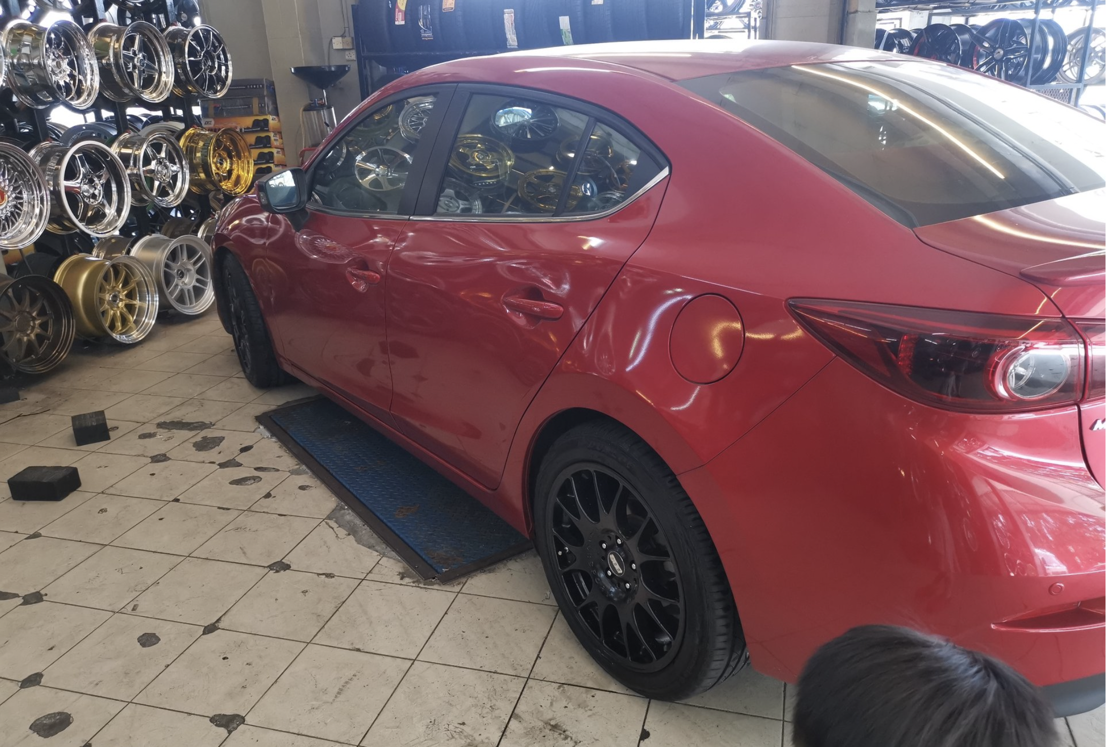 photo 3 Mazda Mazda3 custom wheels   18x8.0, ET +42, tire size 225/45 R18. x ET