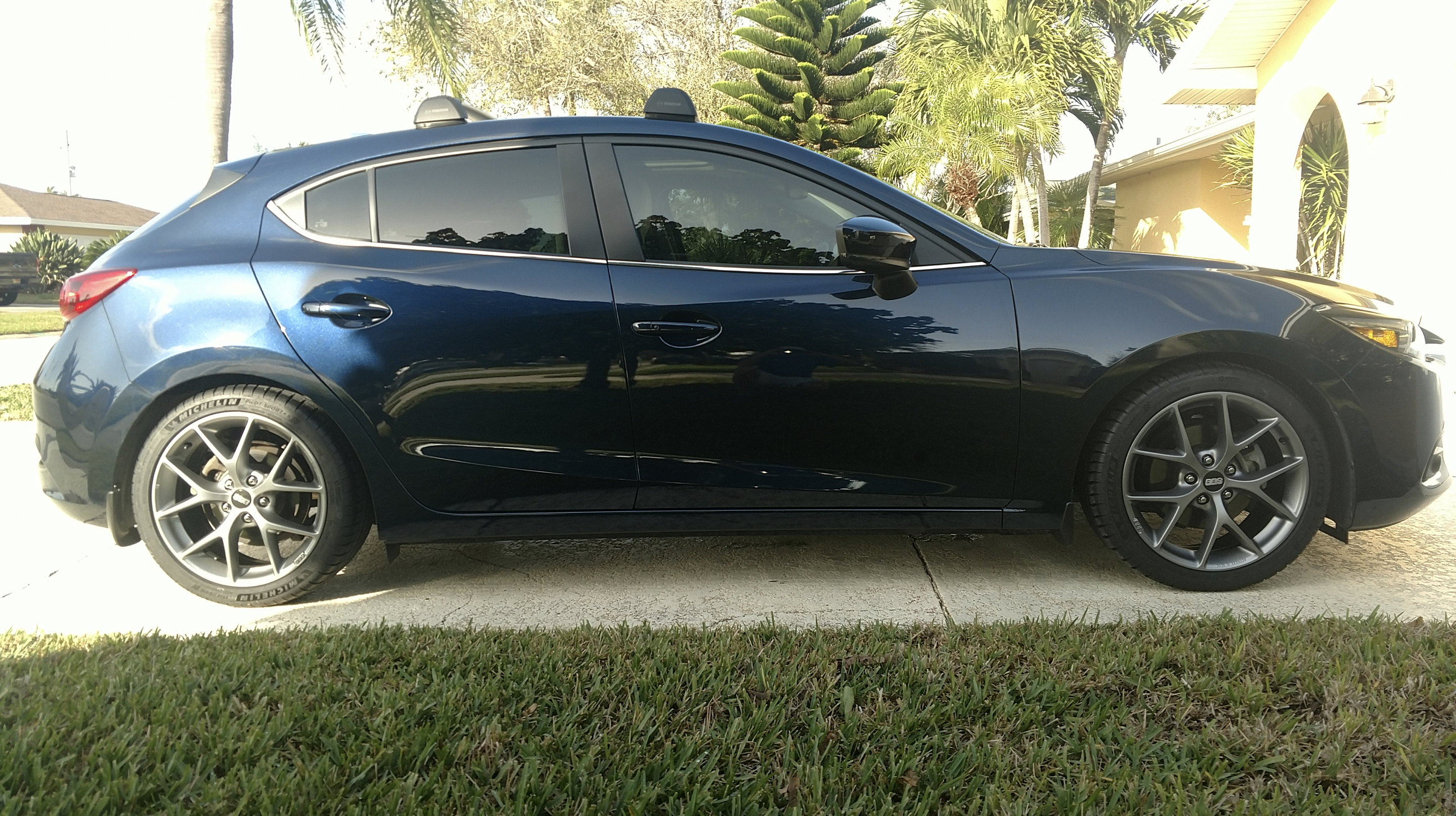 photo 1 Mazda Mazda3 custom wheels   18x8.0, ET +50, tire size 235/40 R18. x ET 