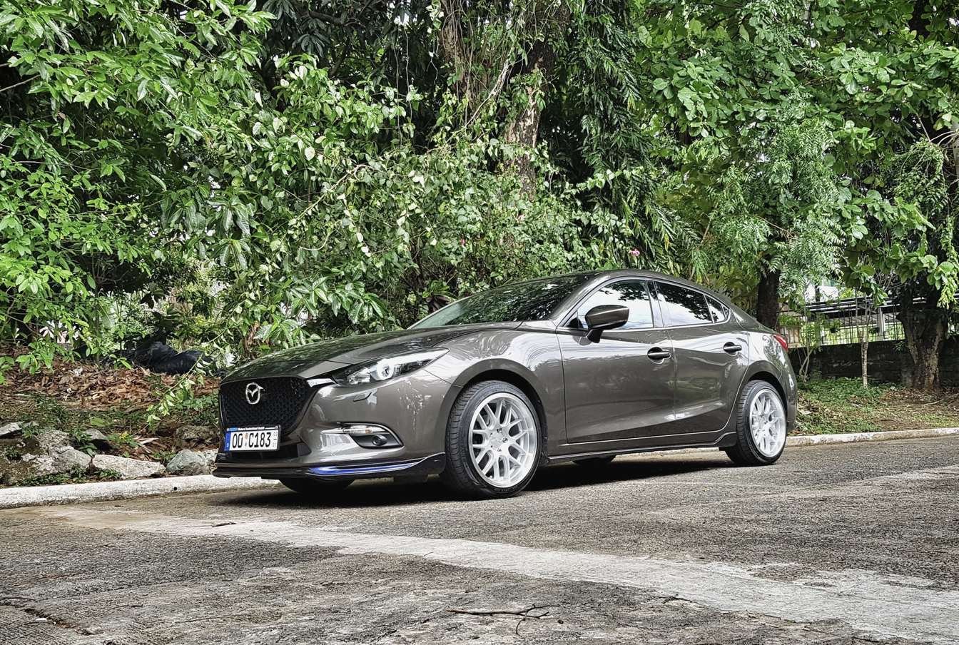 photo 3 Mazda Mazda3 custom wheels   18x9.0, ET +45, tire size 235/40 R18. x ET