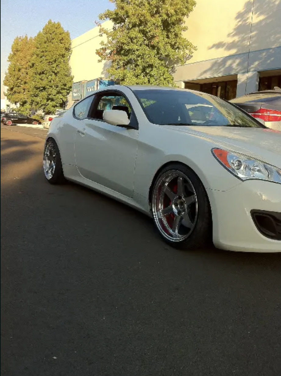 photo 3 Hyundai Genesis Coupe custom wheels   19x9.5, ET +12, tire size 225/40 R19. 19x10.5 ET+12 245/40 R19