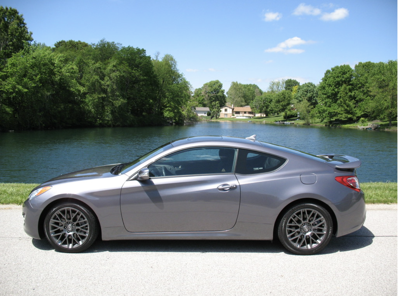 photo 1 Hyundai Genesis Coupe custom wheels   18x8.0, ET +40, tire size X R18. x ET 
