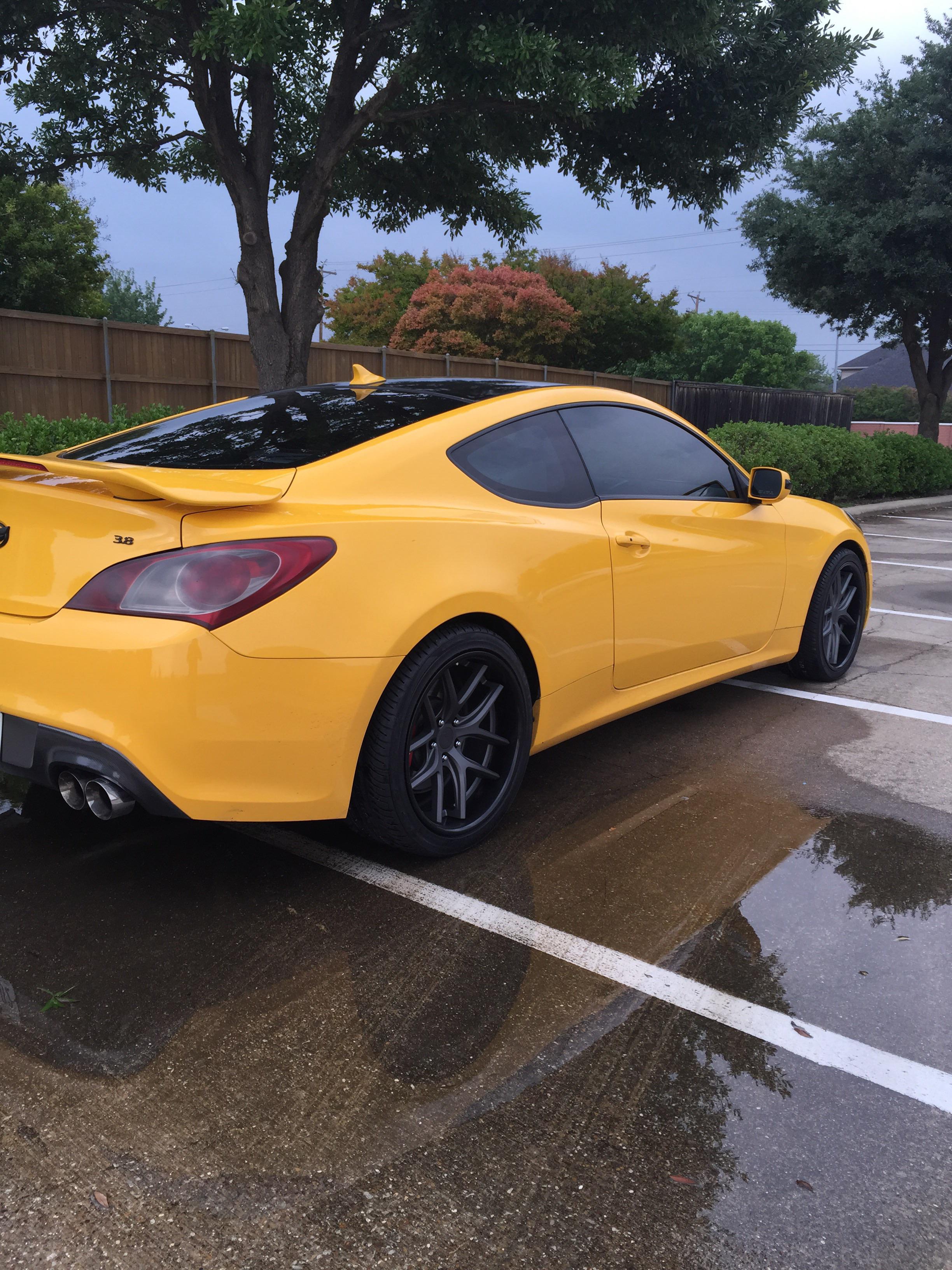 photo 4 Hyundai Genesis Coupe custom wheels 19x8.5, ET +15, tire size 245/35 R19. 19x10.5 ET+27 275/35 R19