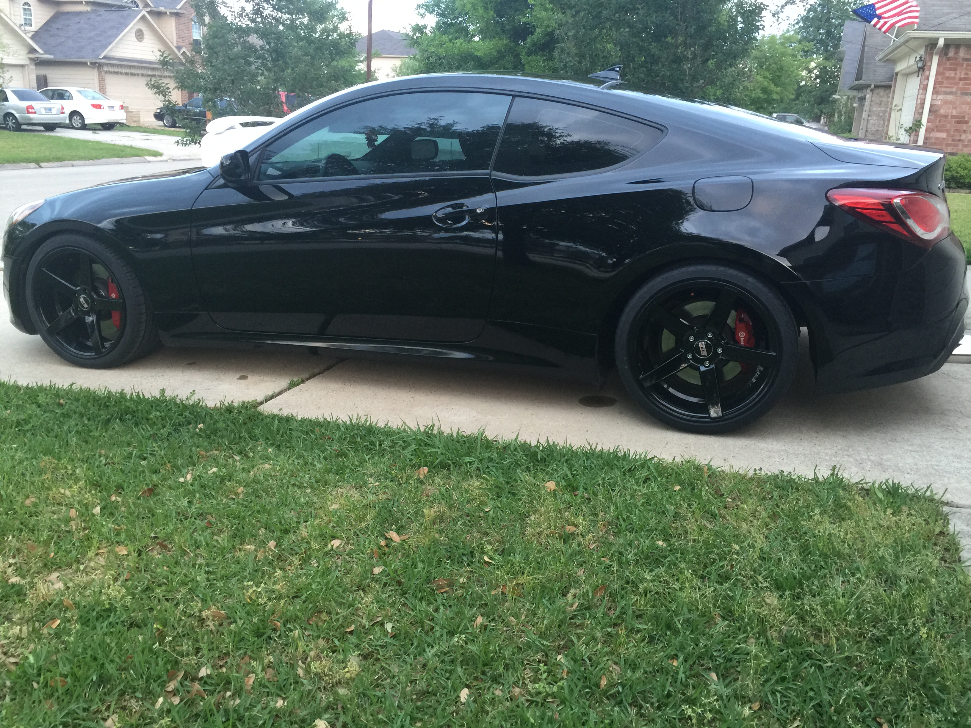 photo 2 Hyundai Genesis Coupe custom wheels   19x8.5, ET +30, tire size 245/35 R19. 19x10.0 ET+35 275/30 R19